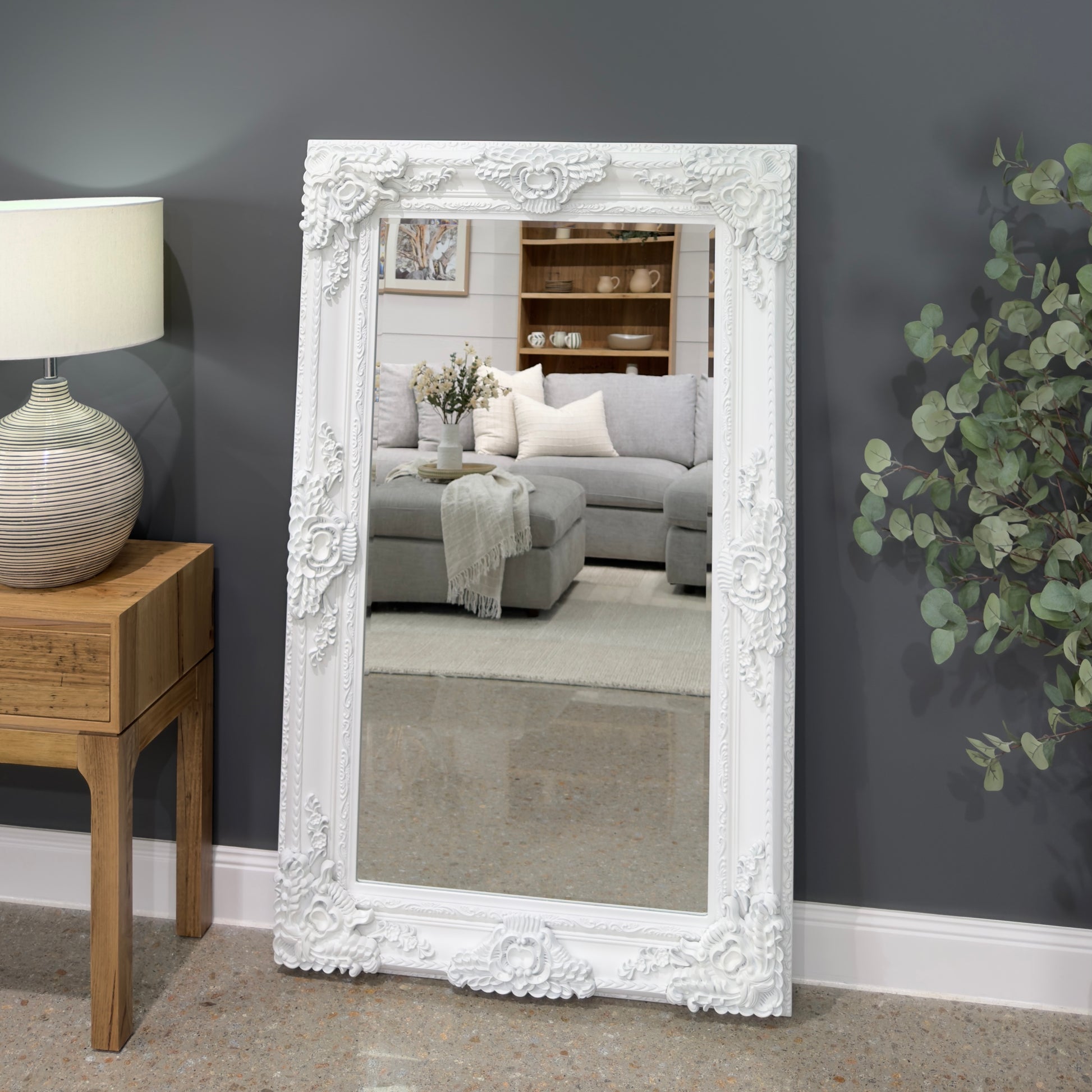 Isabella - Antique Mirror - Matte White
