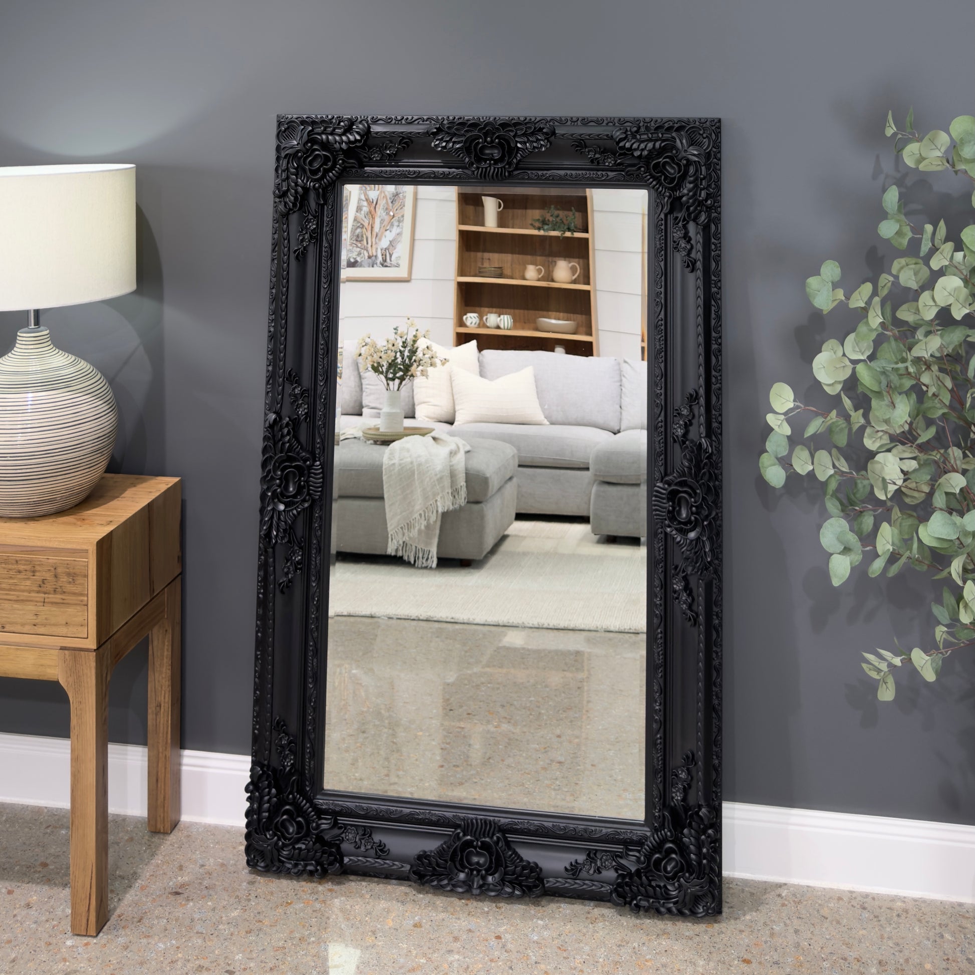 Isabella - Antique Mirror - Matte Black