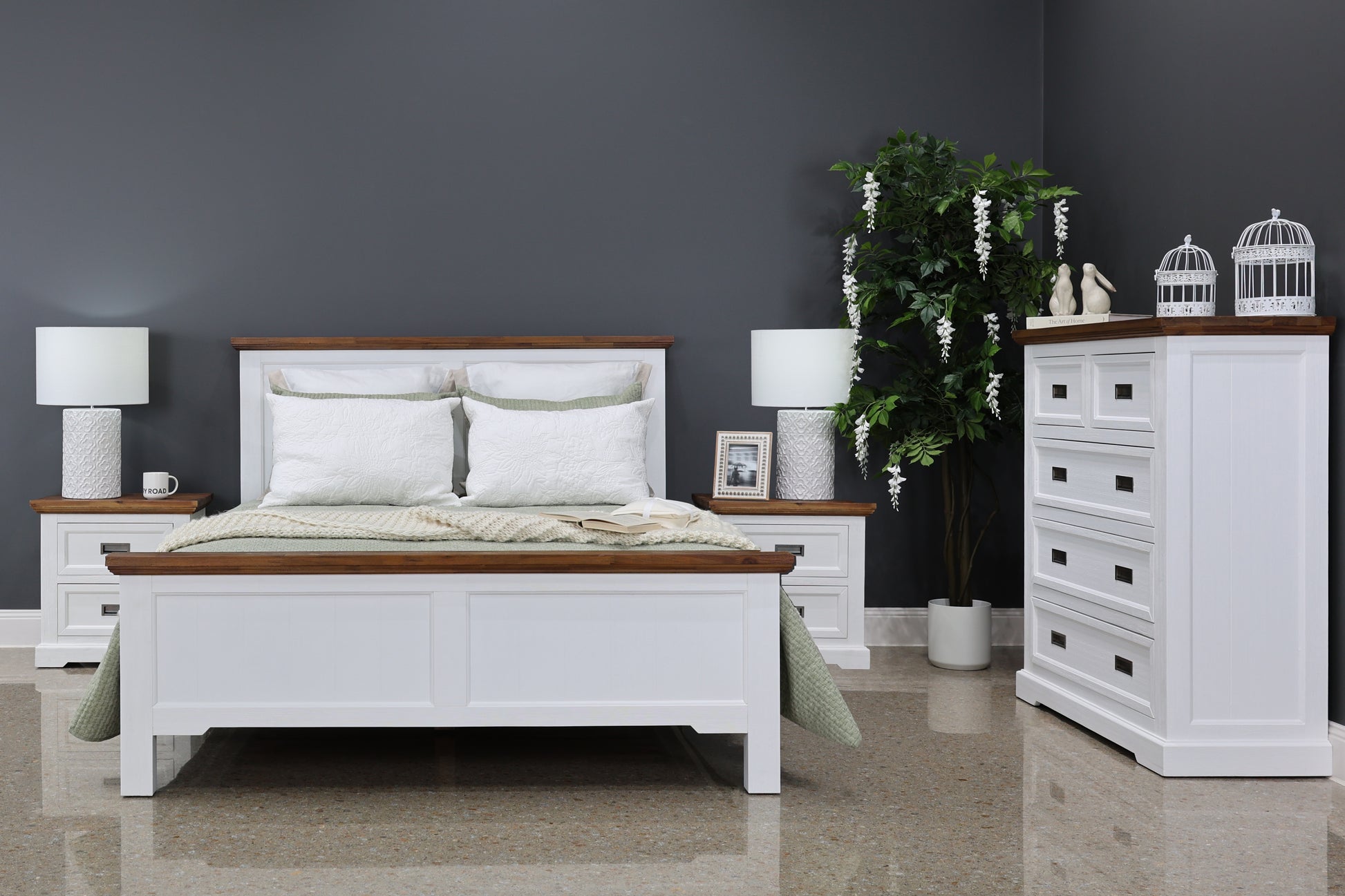 Provedore Two Tone Bed