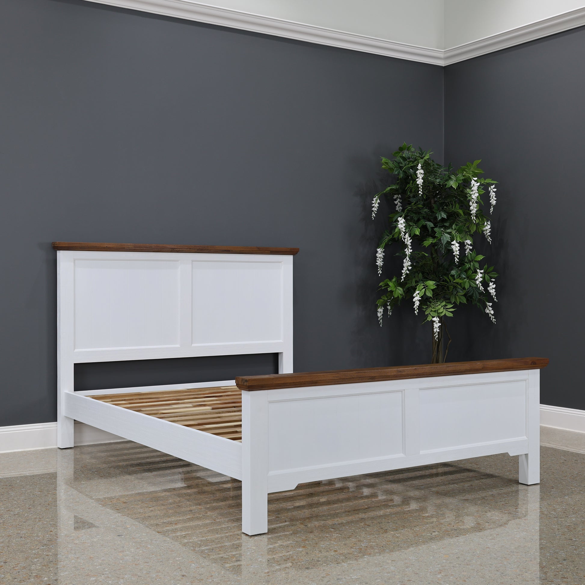 Provedore Two Tone Bed