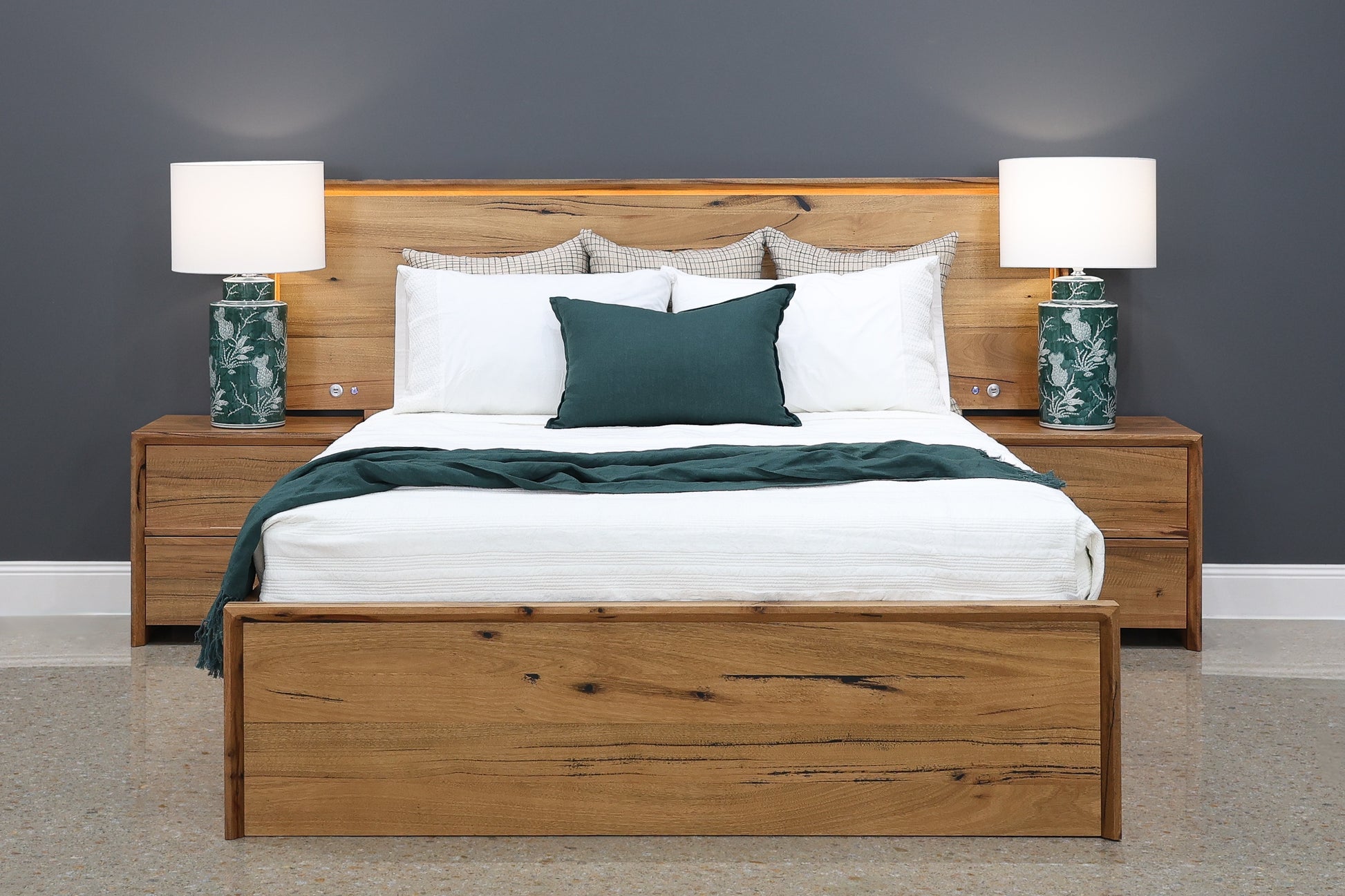 Scarbrough Bedside Table