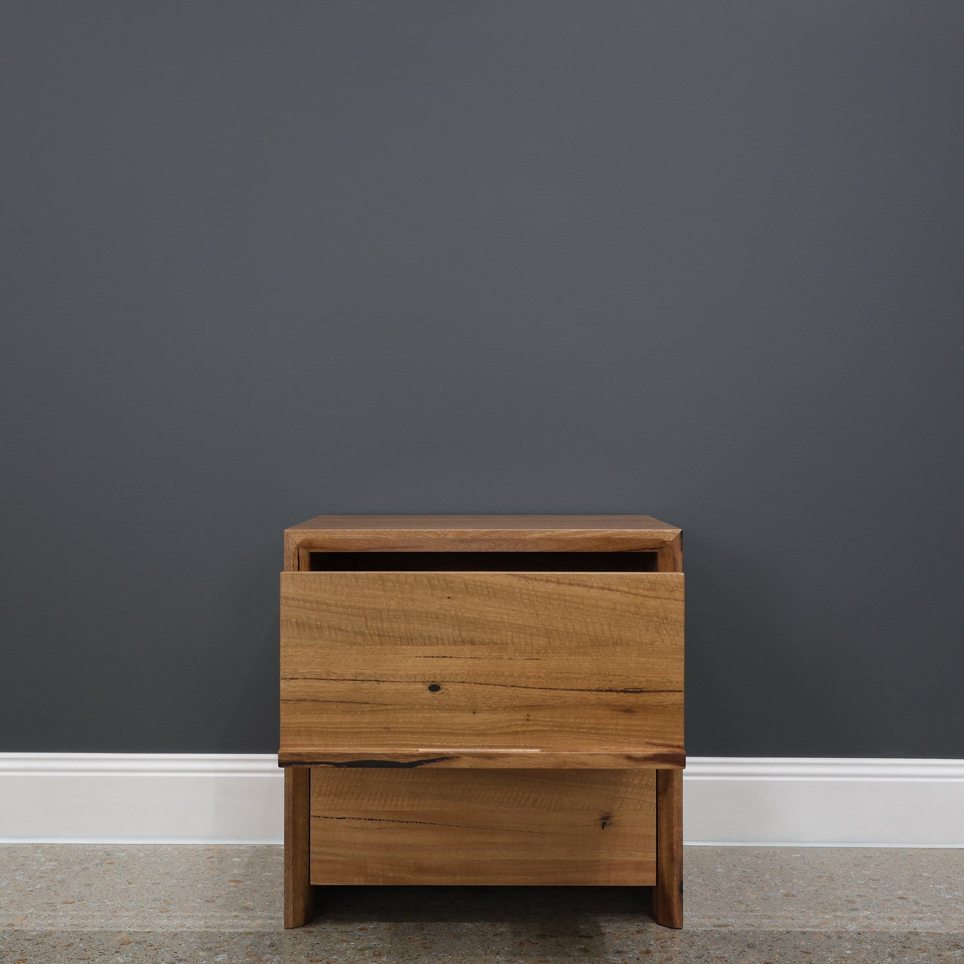 Scarbrough Bedside Table