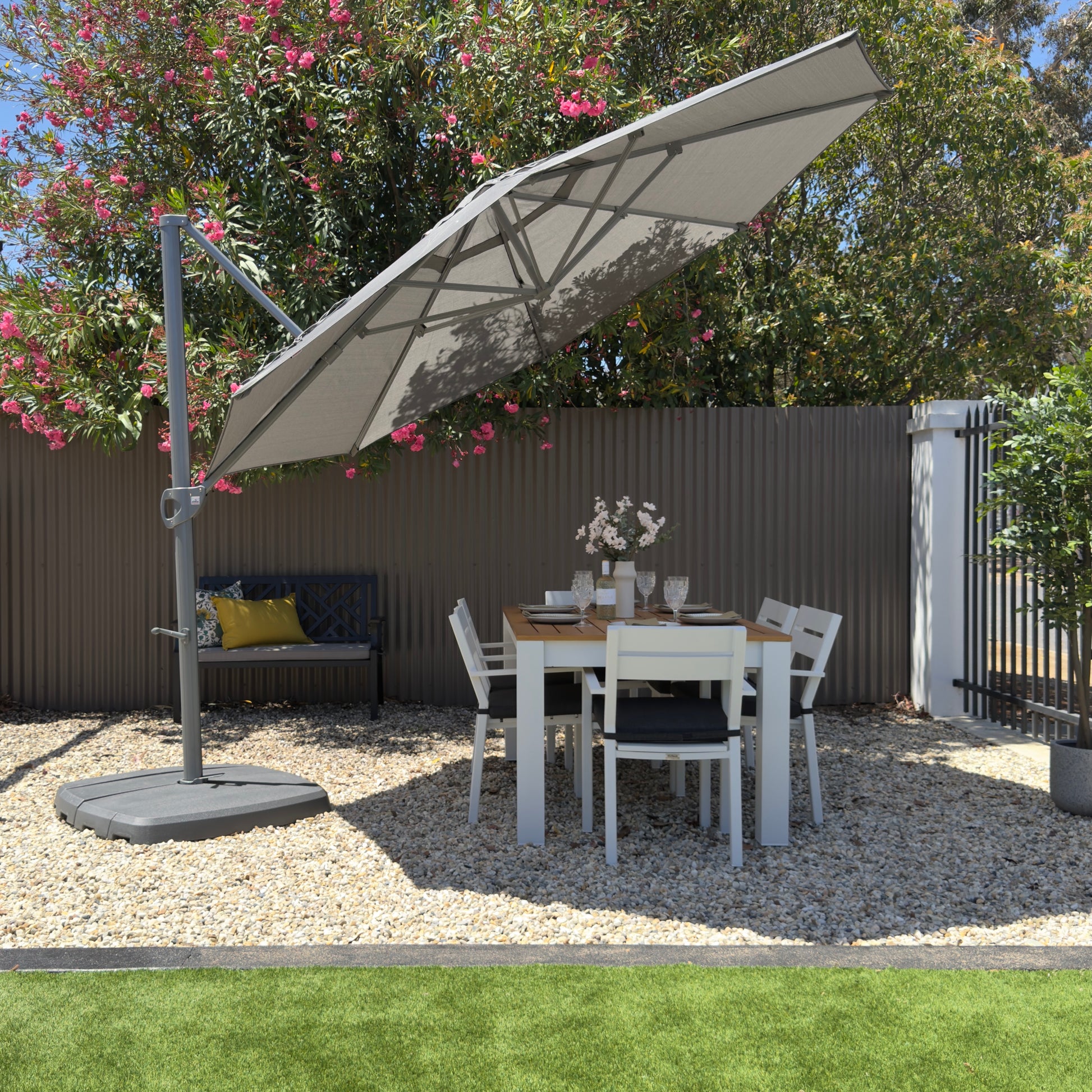 Lynden Cantilever Umbrella & 4pc Resin Base - Charcoal