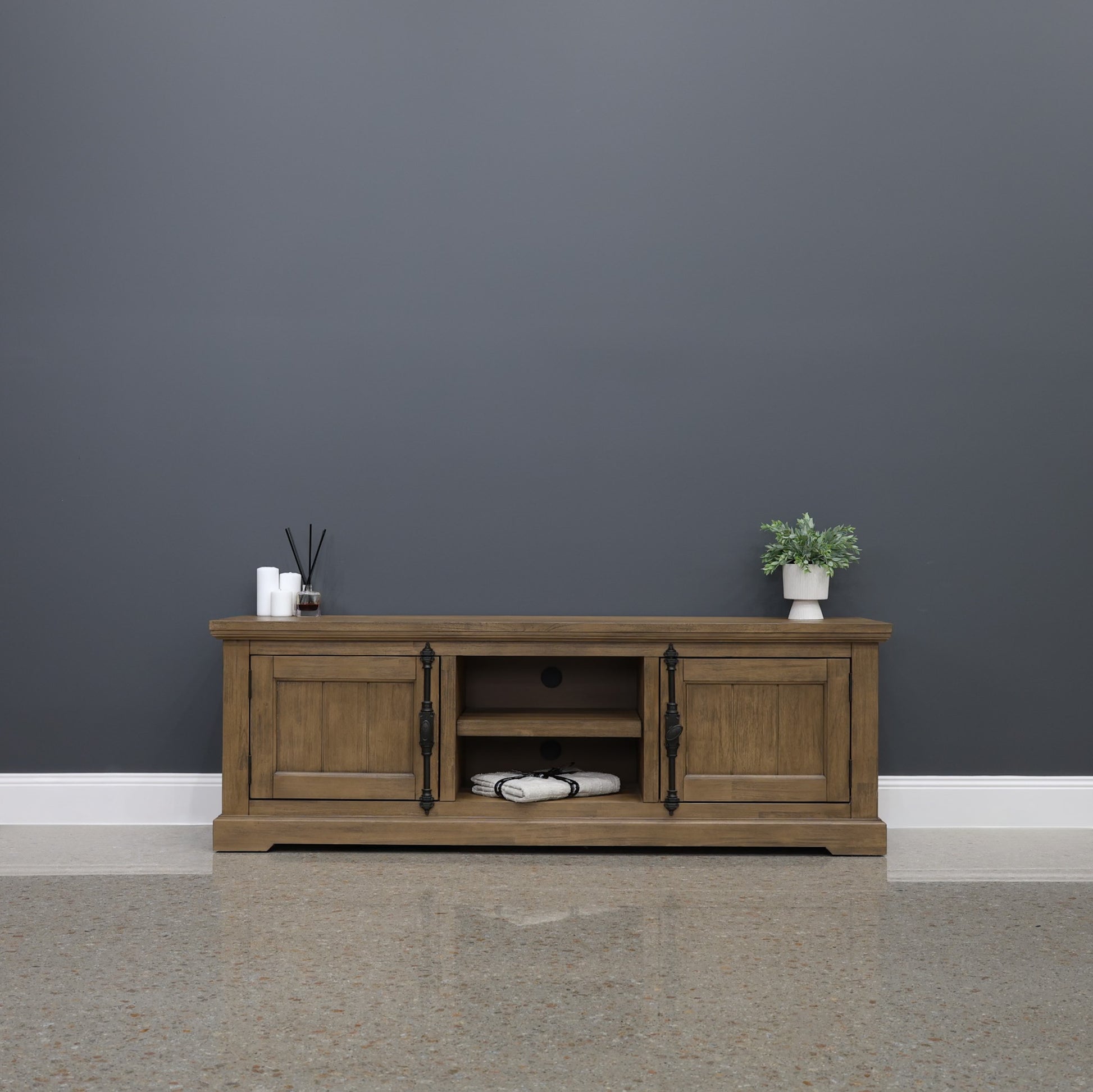 Macedon Tv Unit 2 Doors 2 Niches - Medium