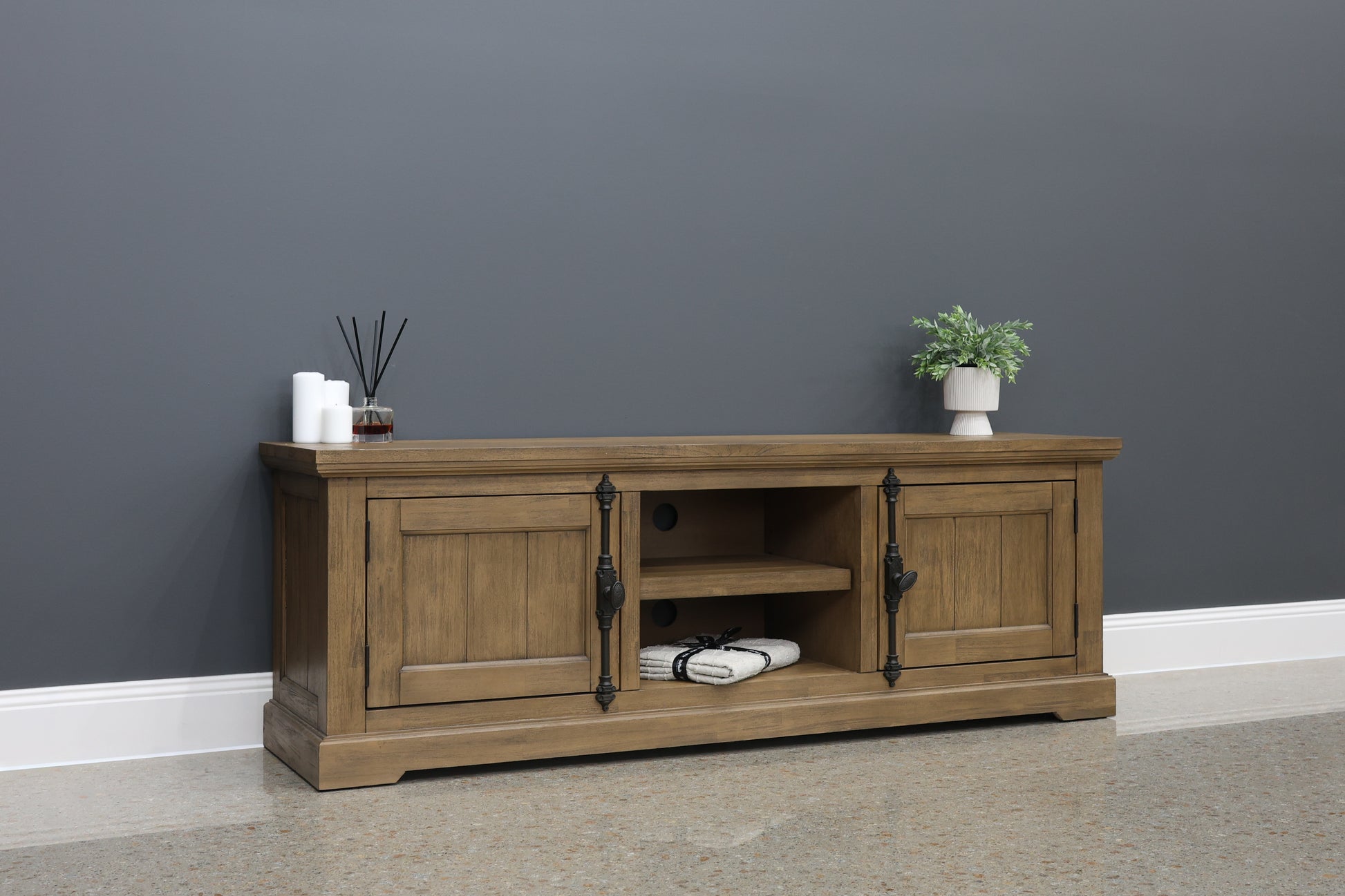 Macedon Tv Unit 2 Doors 2 Niches - Medium