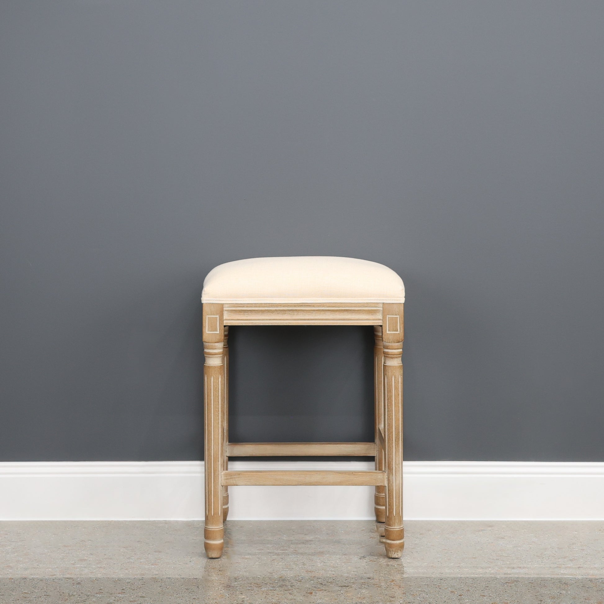 Provincial Stool Backless