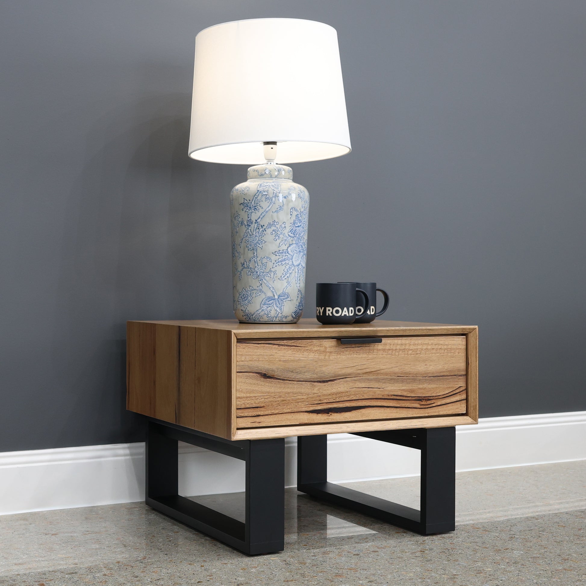 Milan Lamp Table