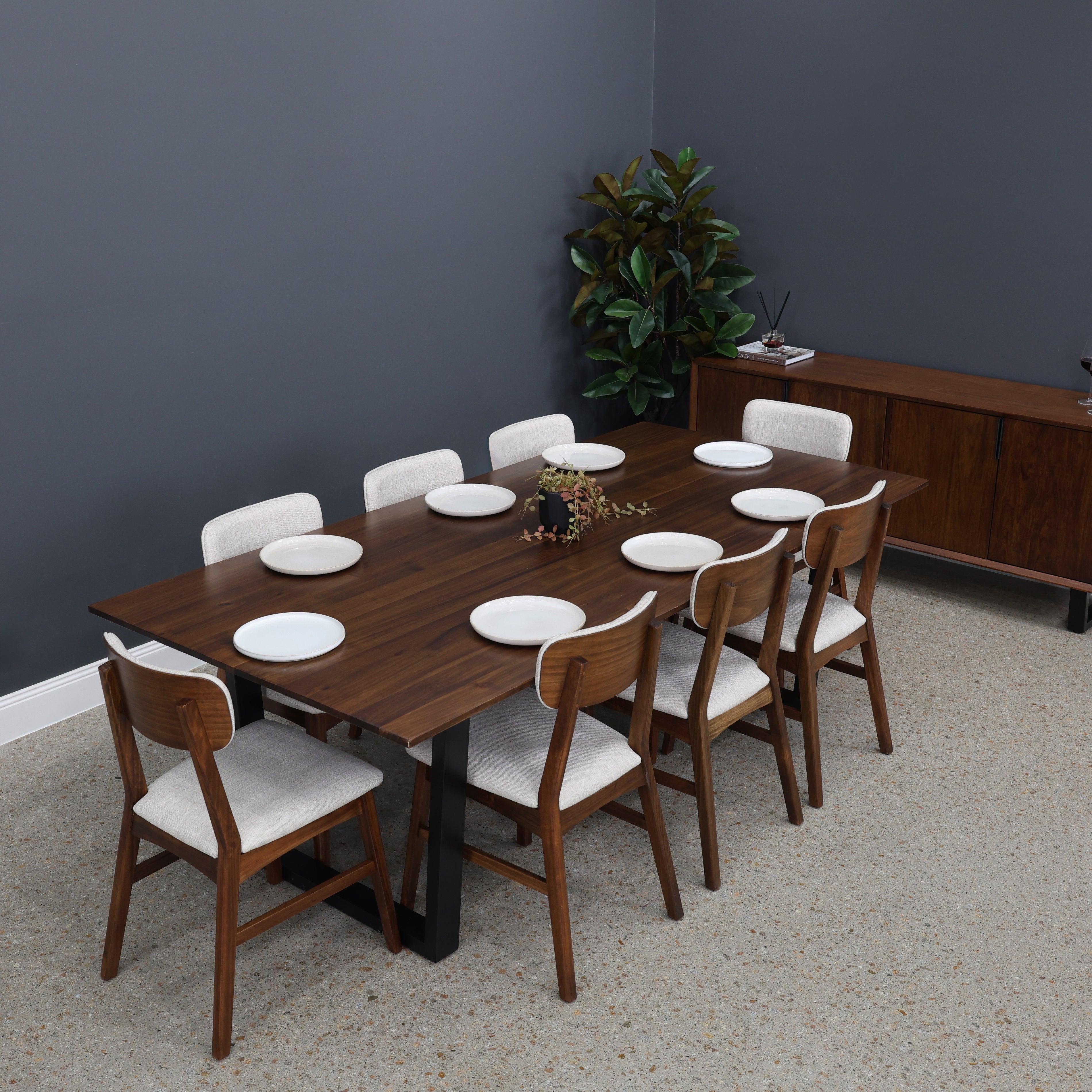 Kingsley Dining Table