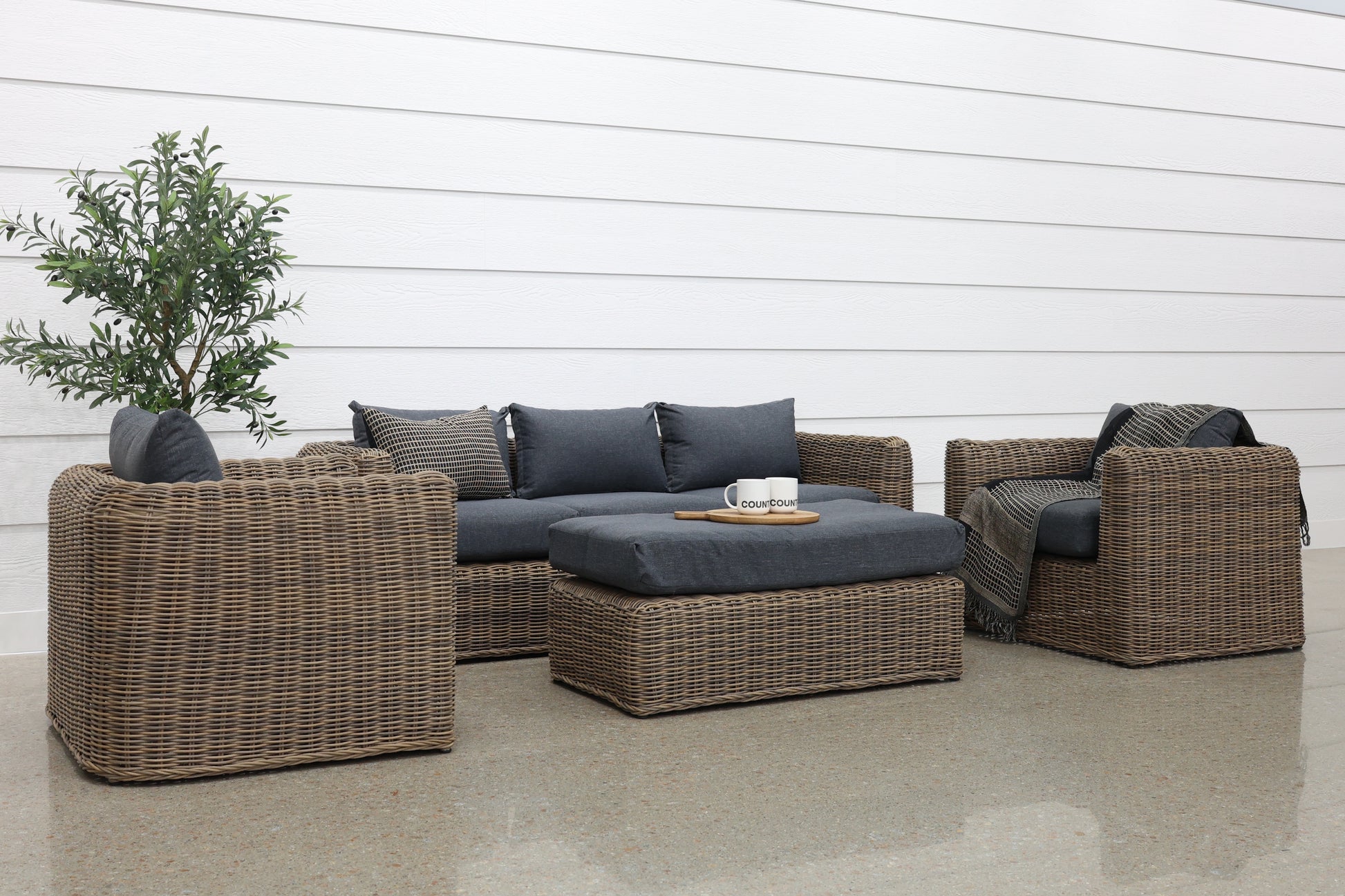 Mowbray 4 Piece Lounge Set