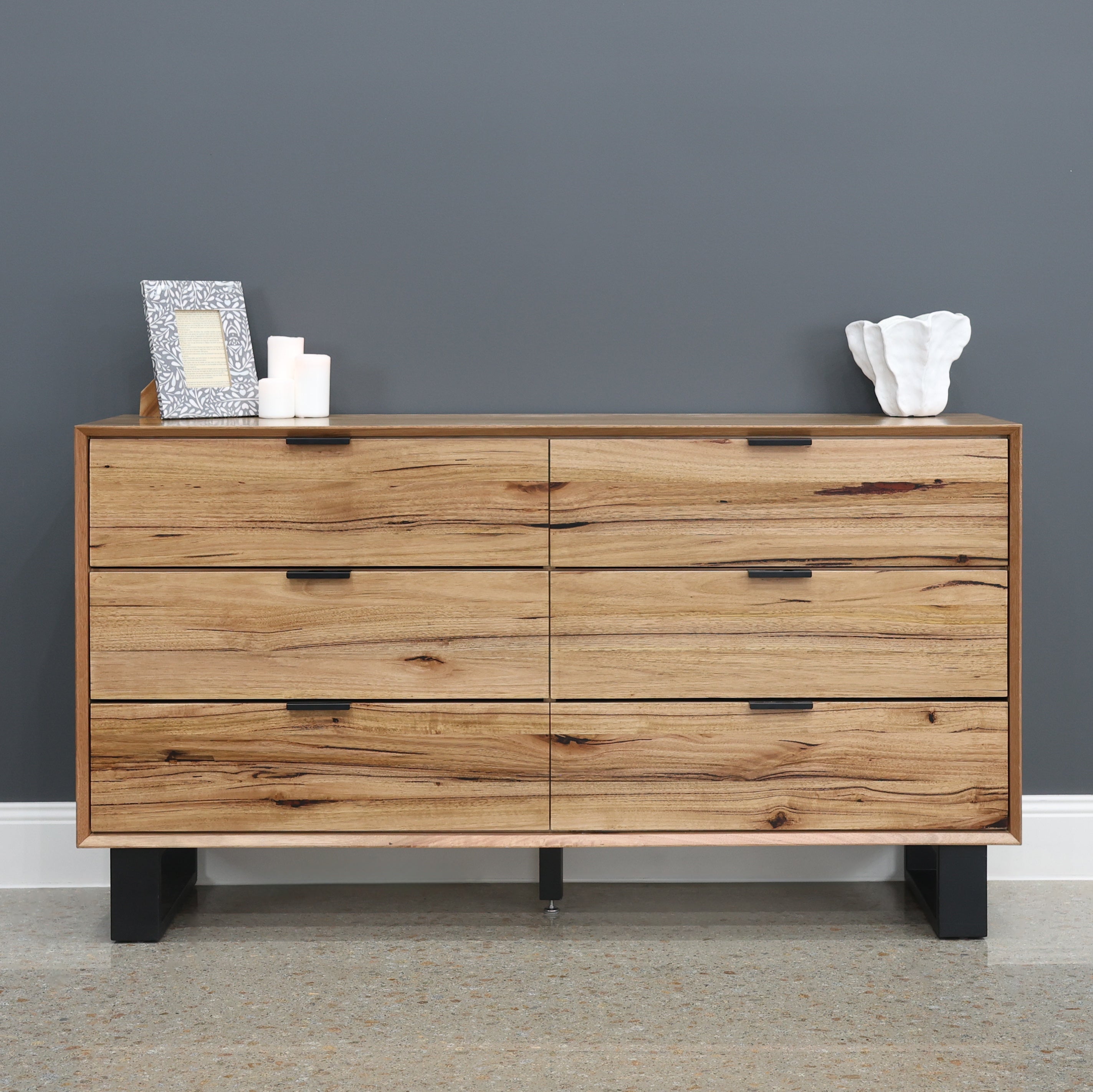 Milan Dresser