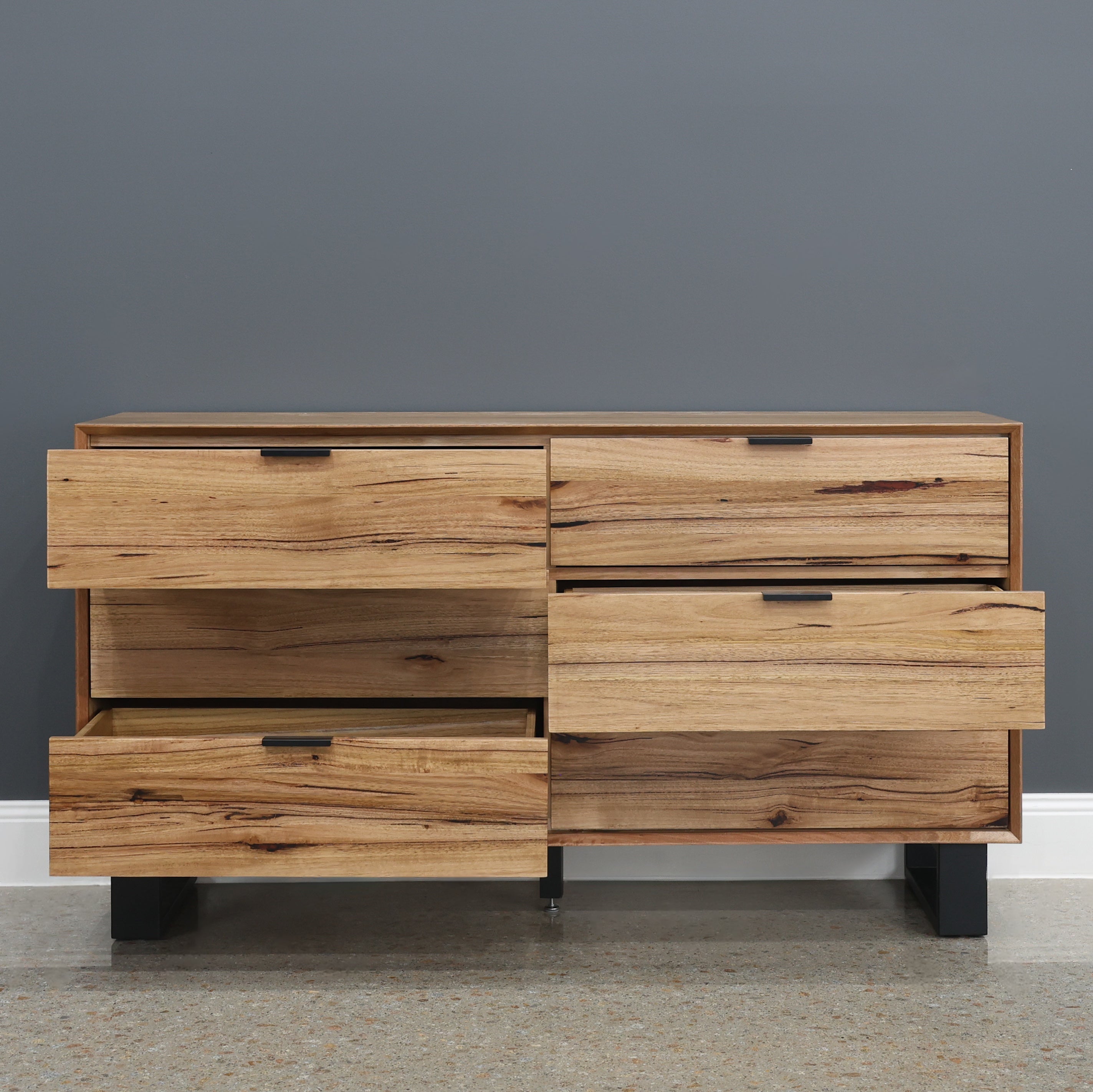 Milan Dresser