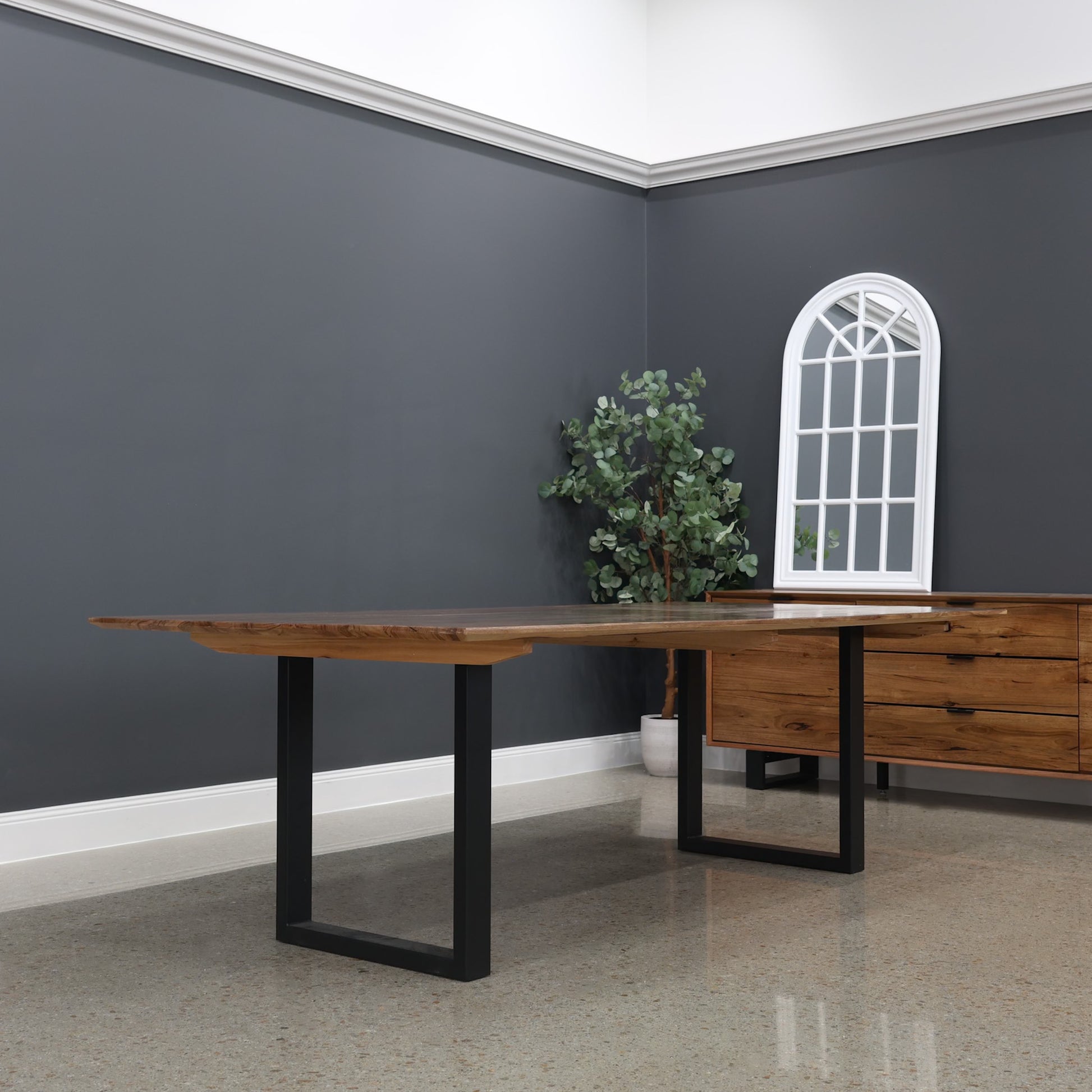 Milan Dining Table