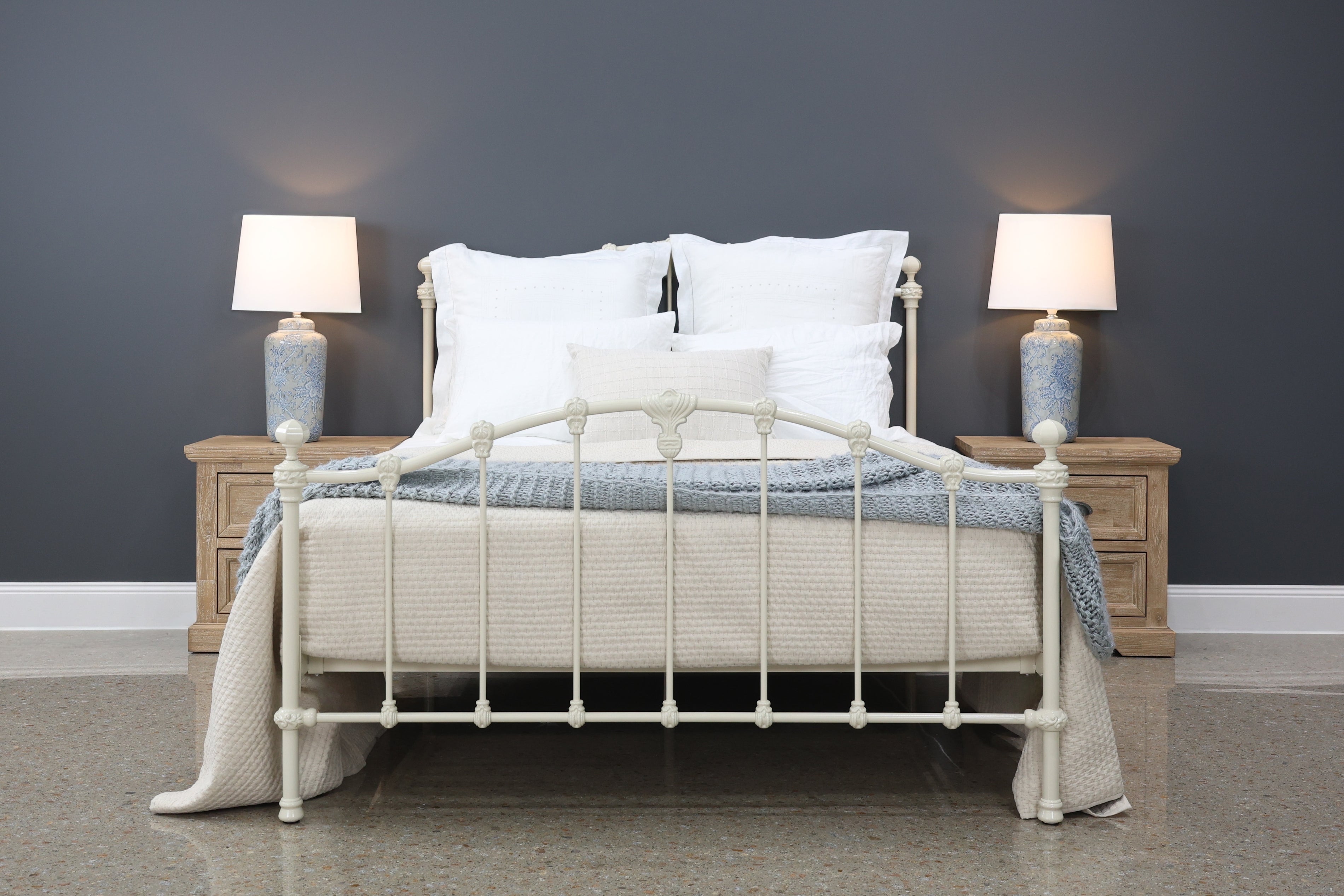 Claremont Bed - Antique White