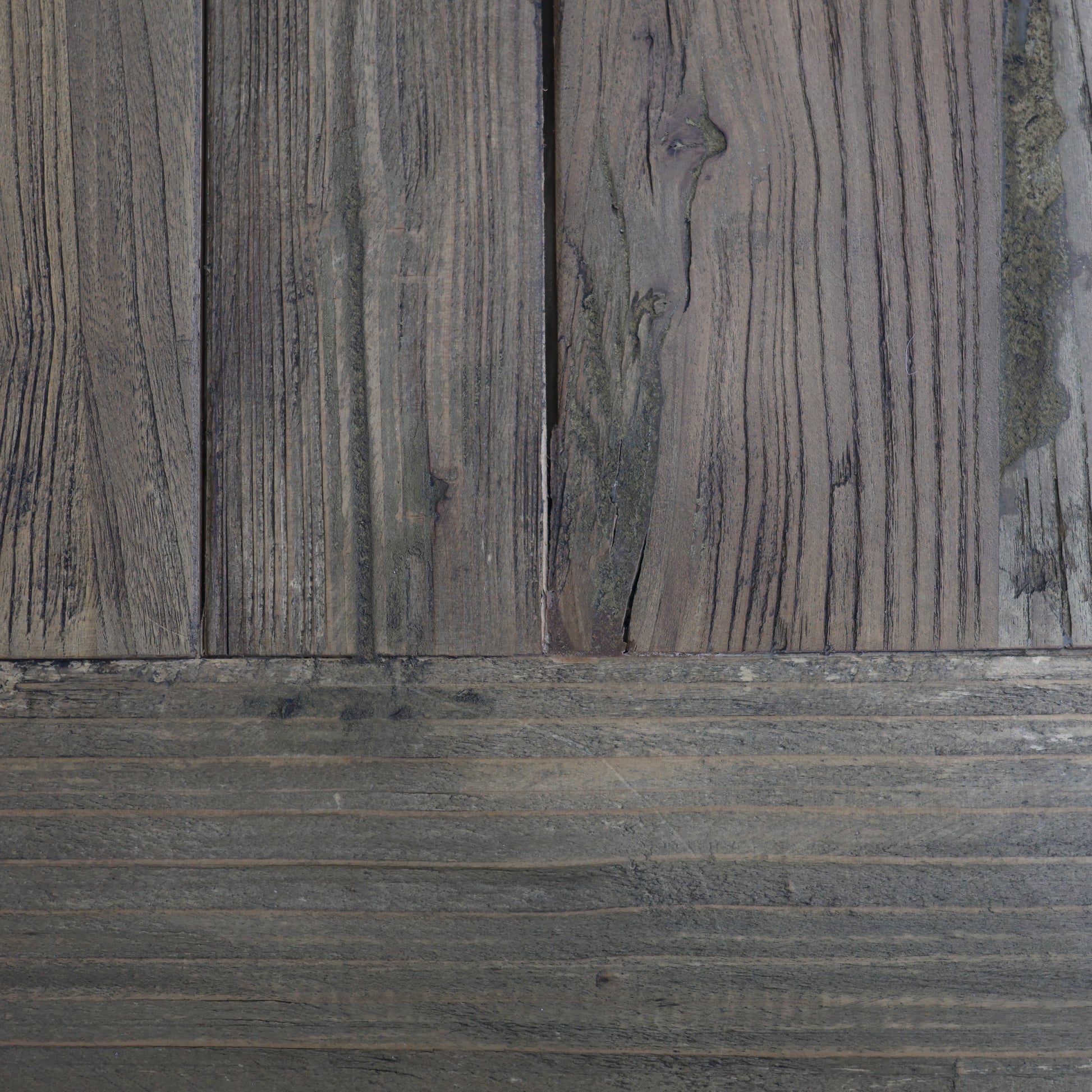 Lockhart Dining Table