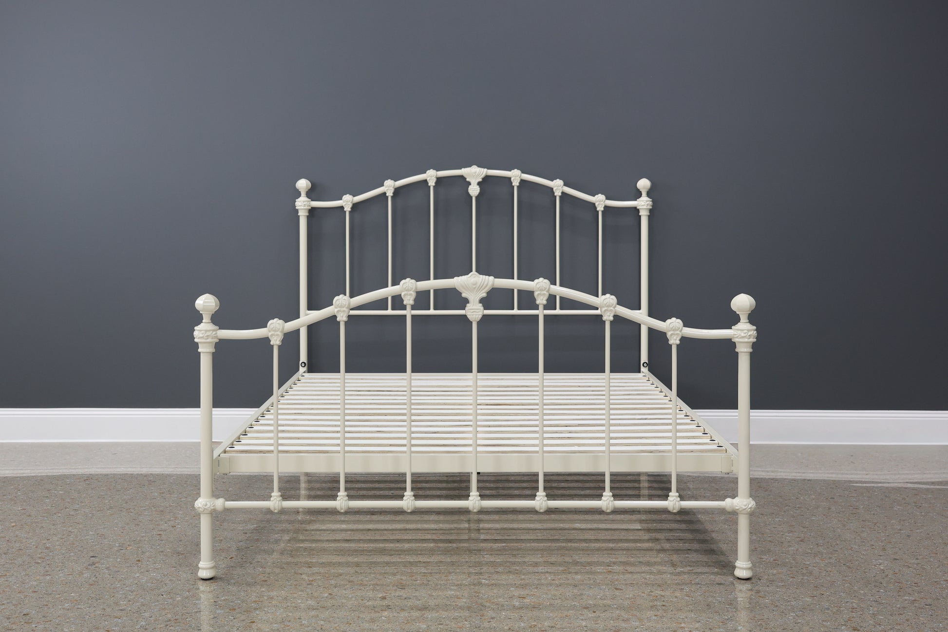 Claremont Bed - Antique White