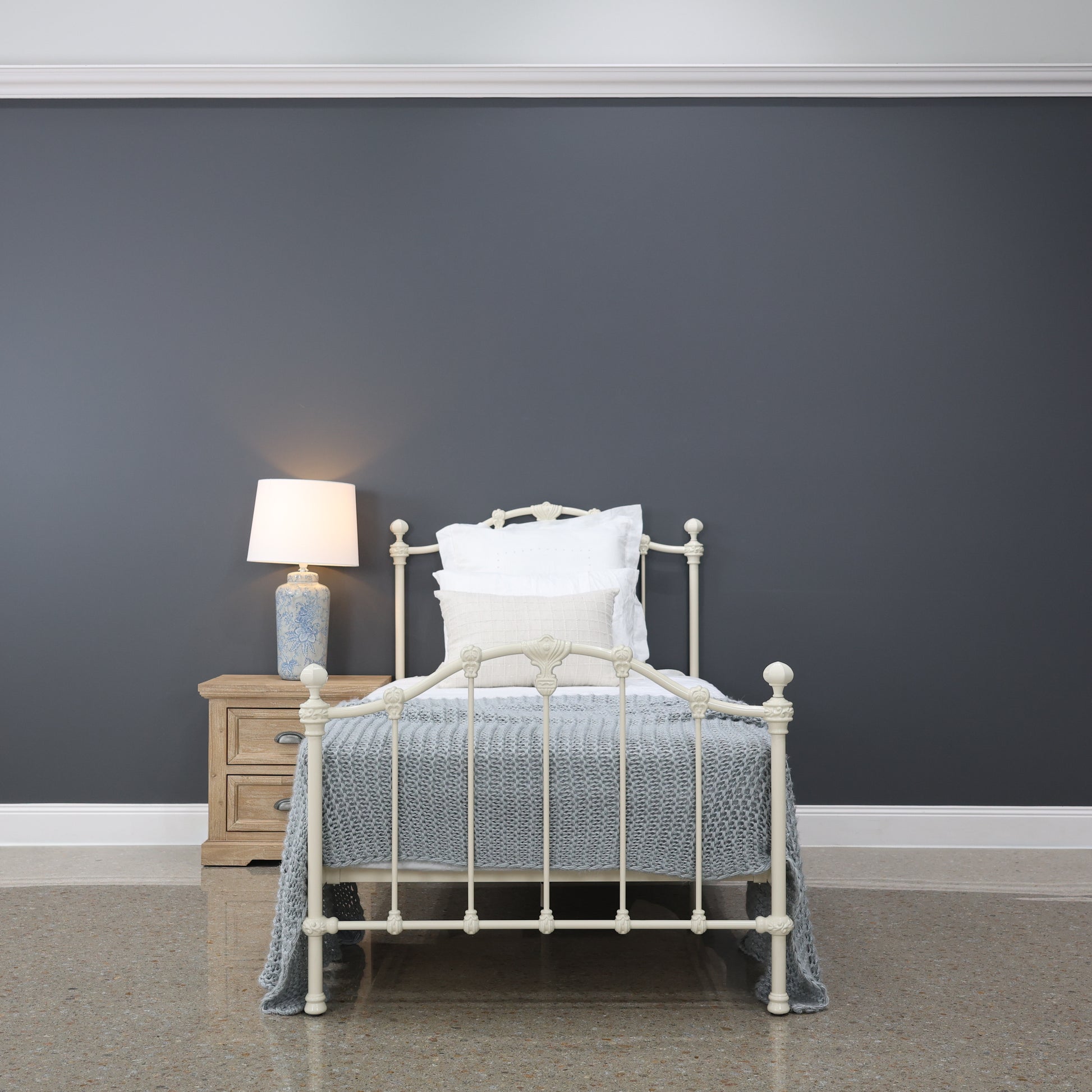 Claremont Bed - Antique White