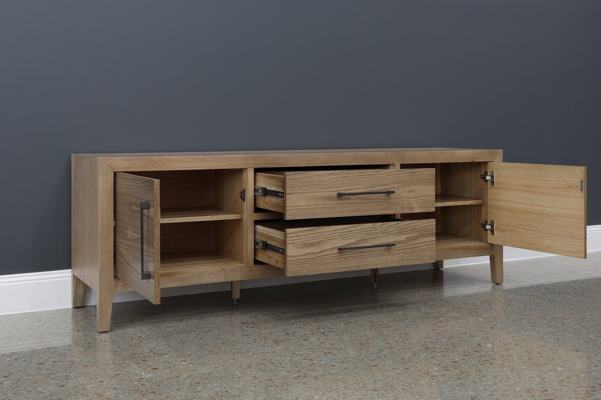 Elizabeth TV Unit 180cm L - Natural
