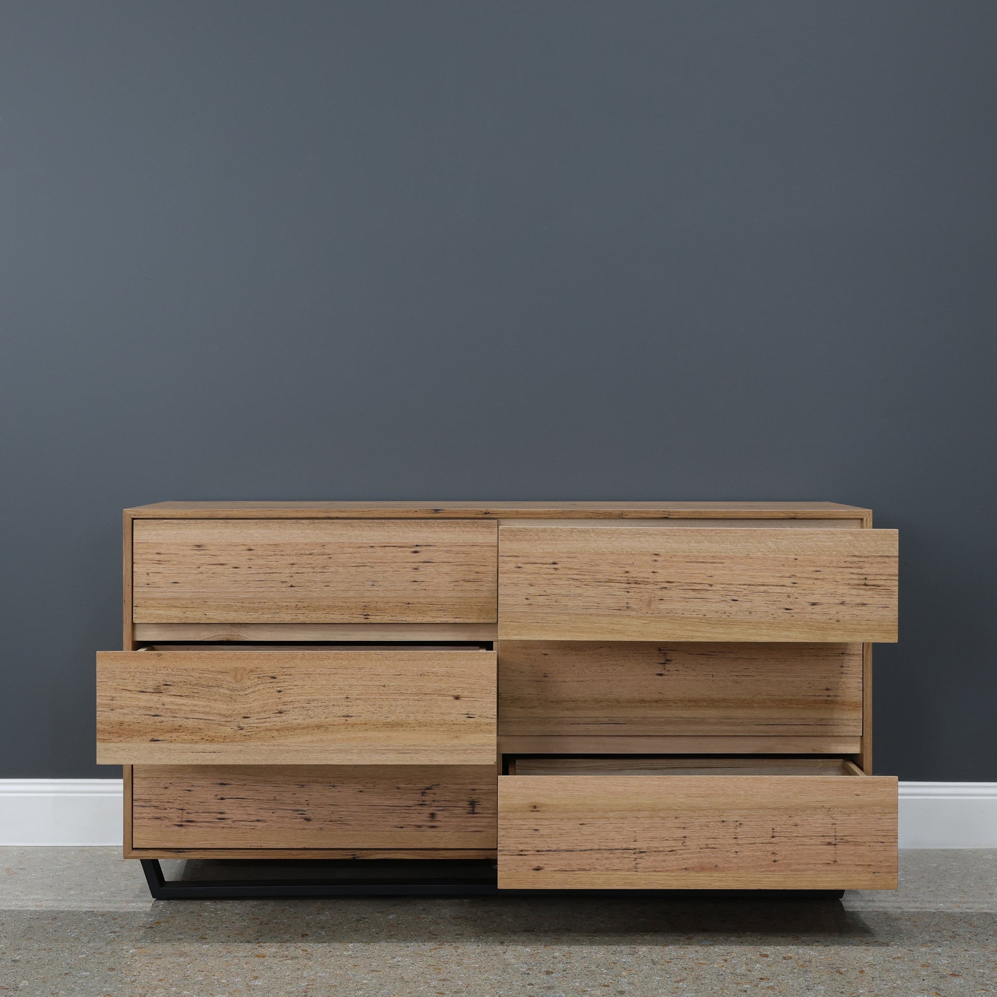 Peninsula Dresser