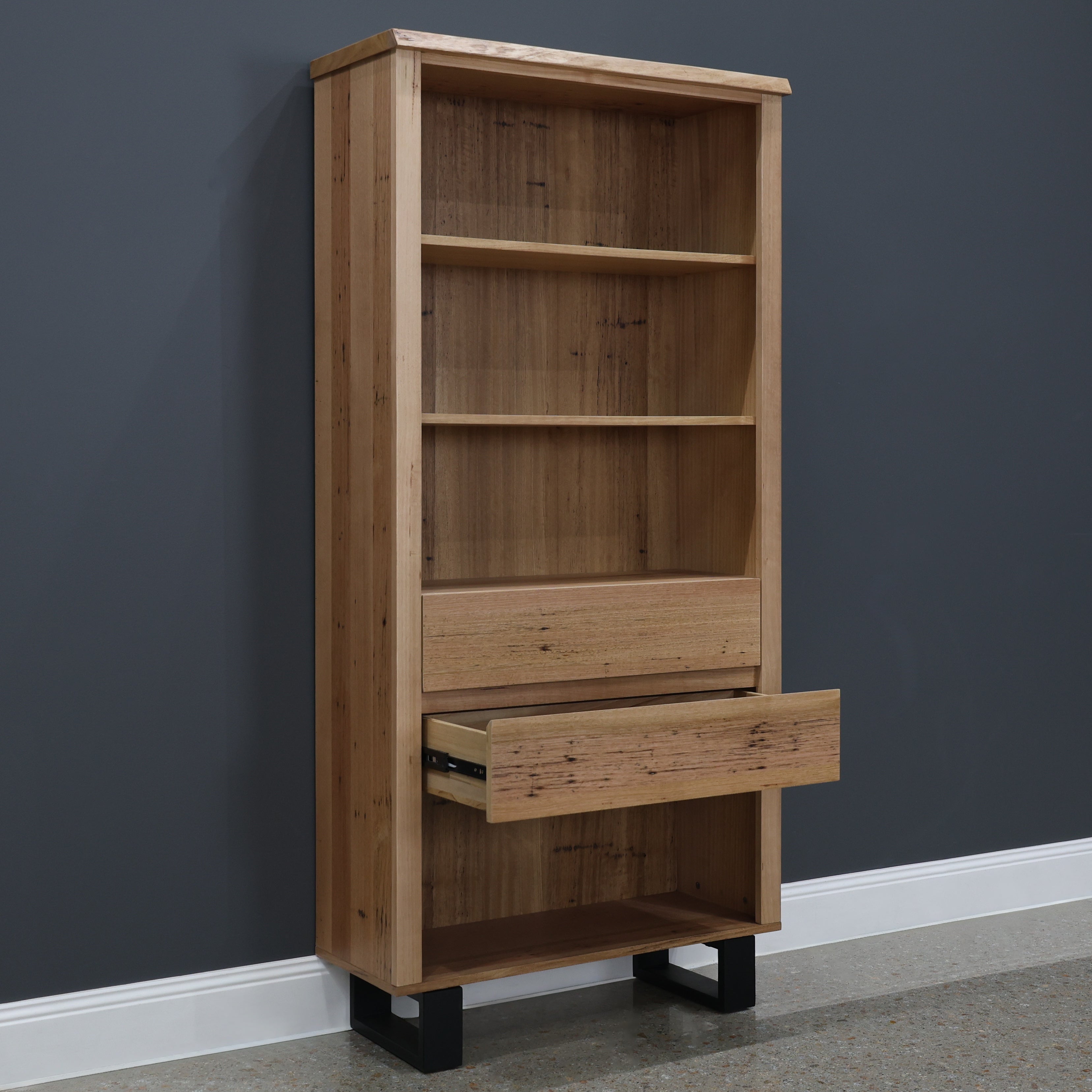 Peninsula Display Unit