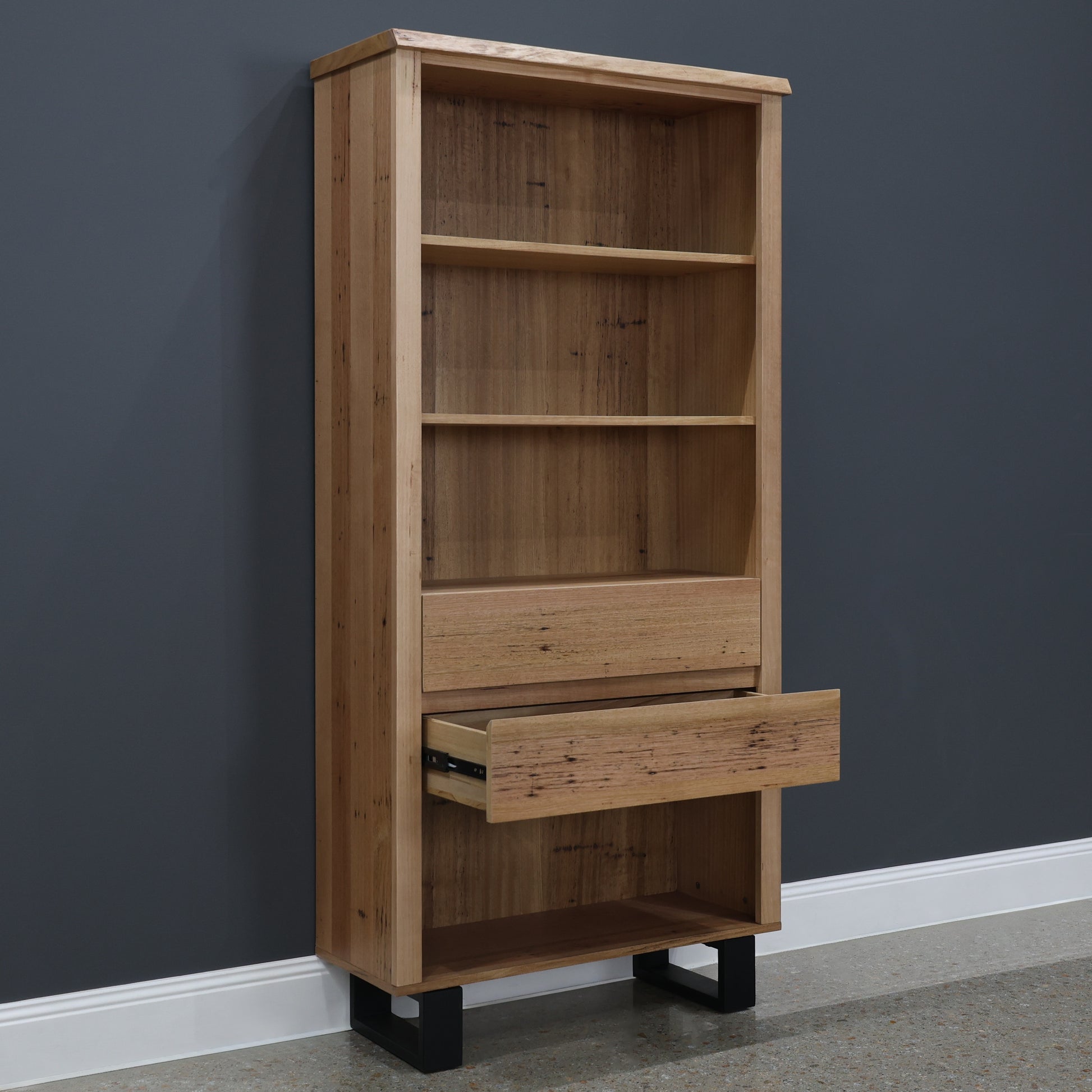 Peninsula Display Unit