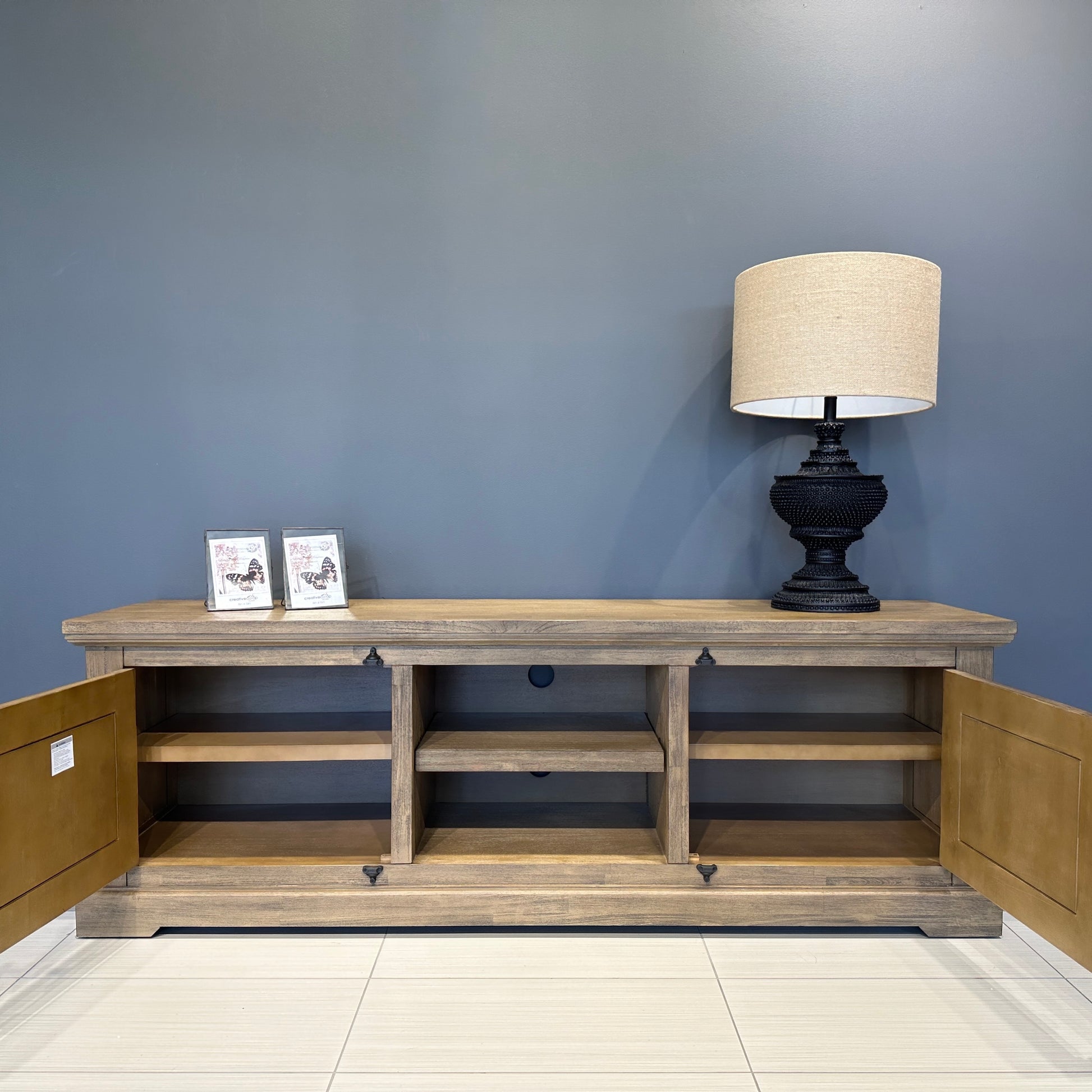 Macedon Tv Unit 2 Doors 2 Niches - Medium