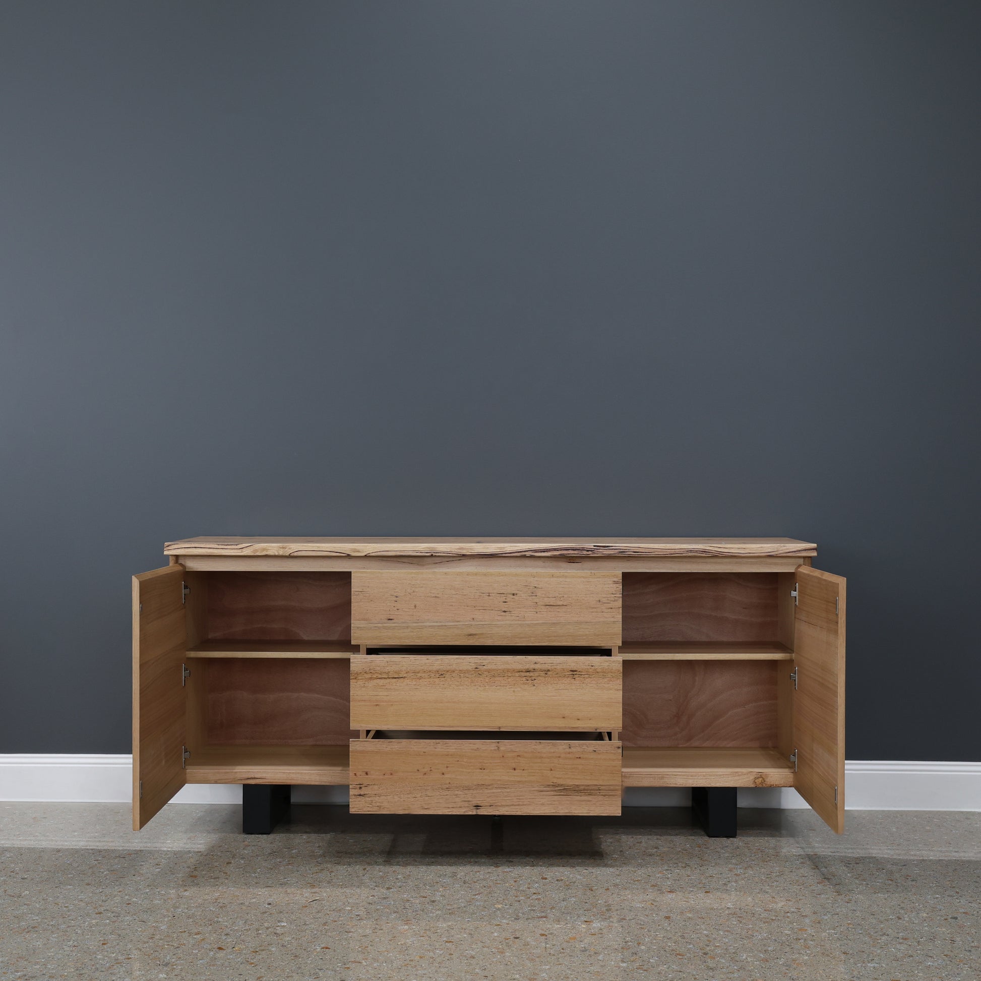 Peninsula Buffet 180cm L