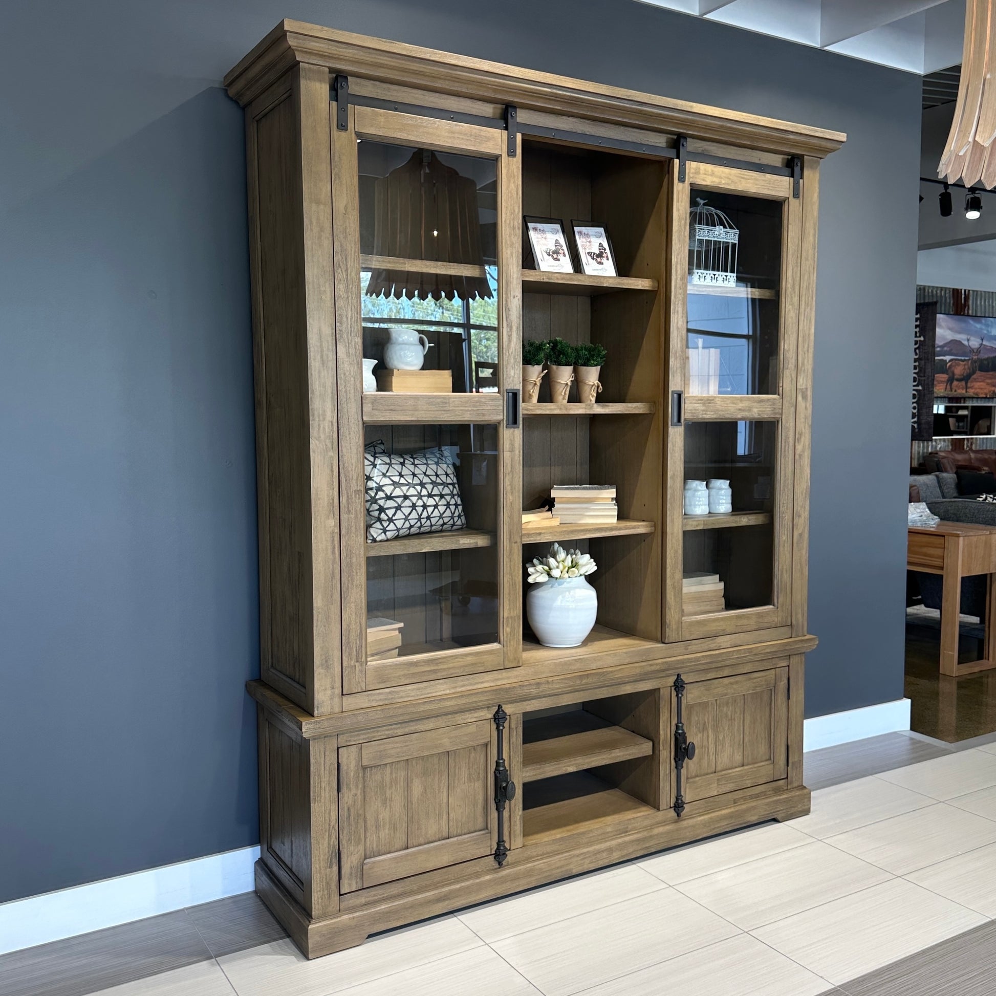 Macedon Hutch & Medium Tv Unit 2 Doors 2 Niches