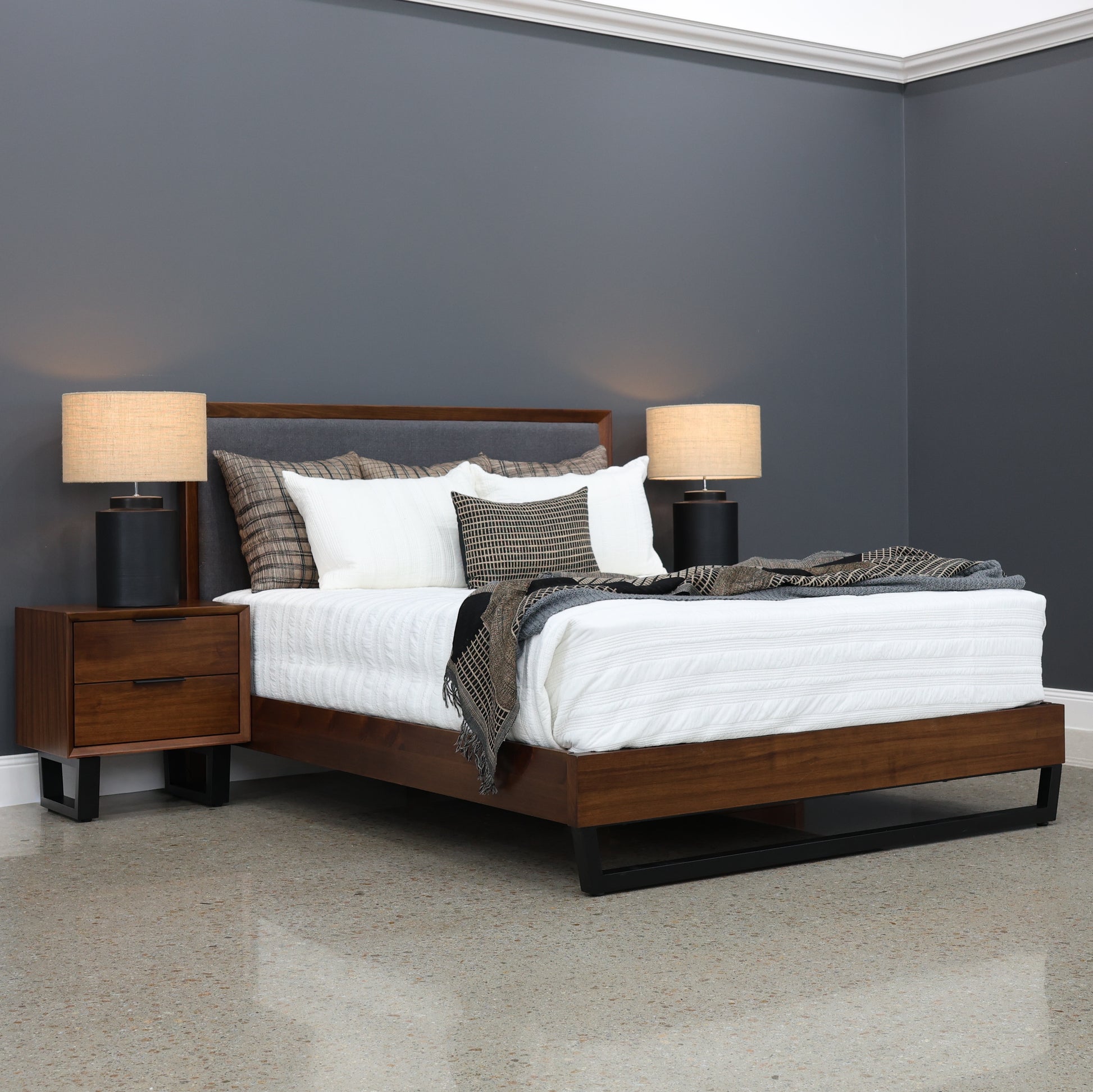 Kingsley Bed