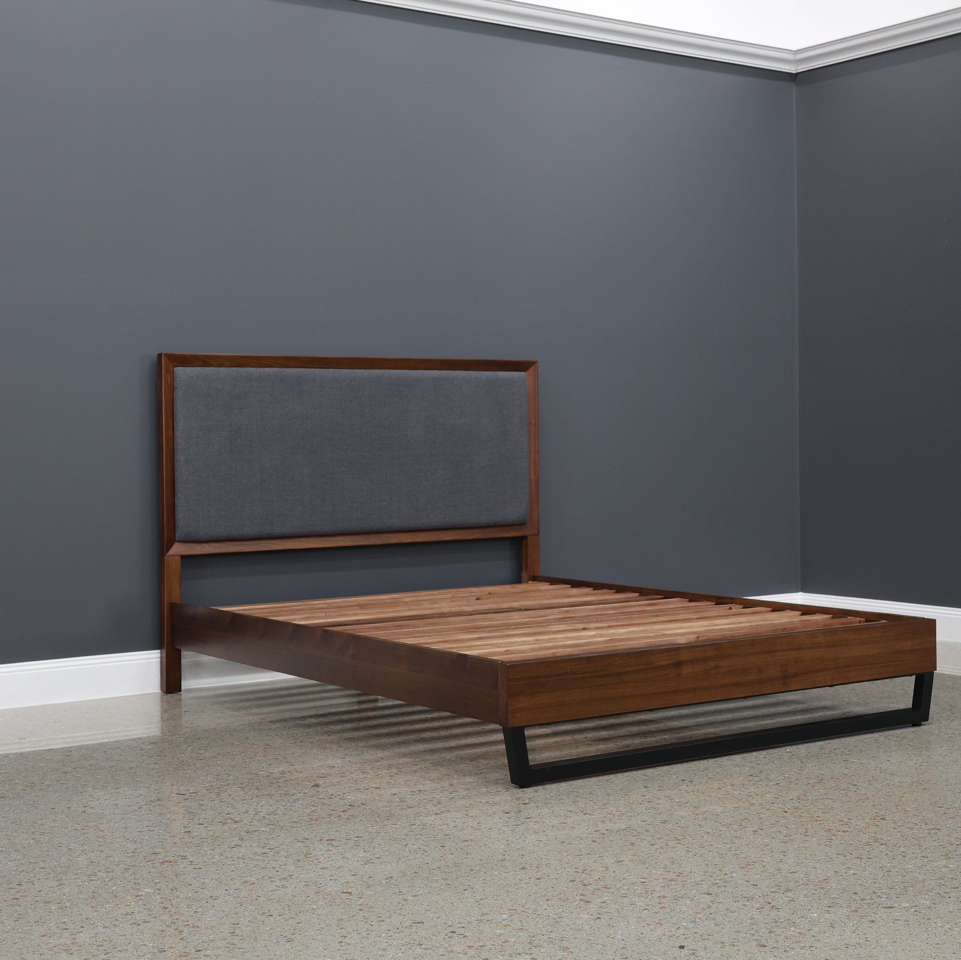 Kingsley Bed
