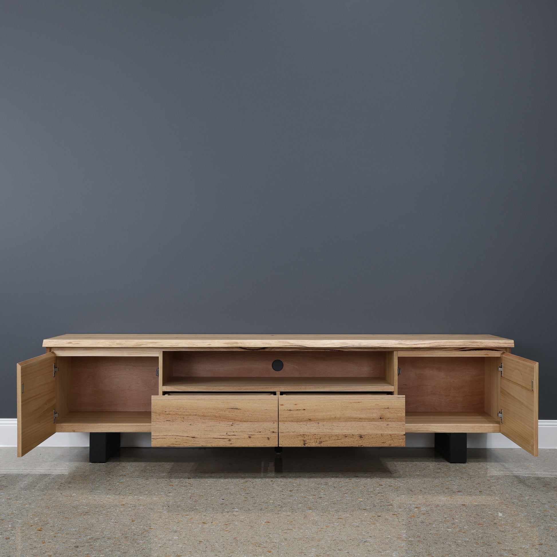 Peninsula TV Unit 220cm L