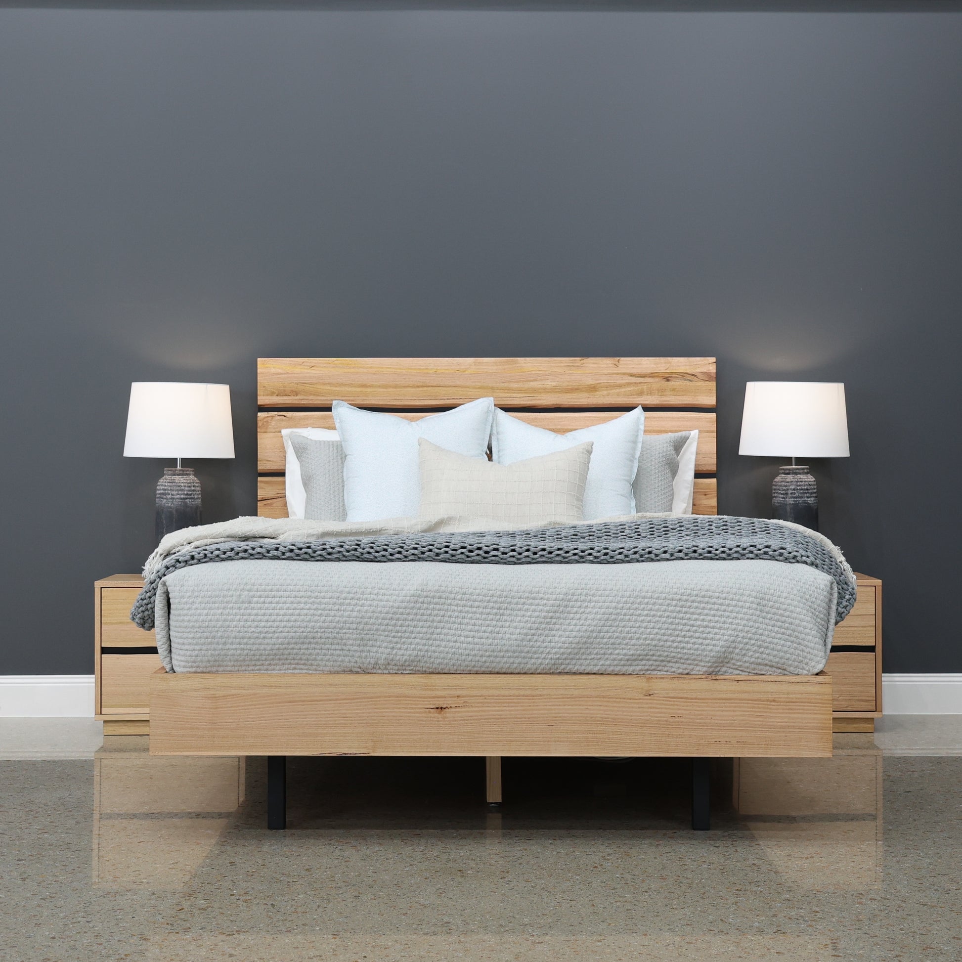 Luna Bed