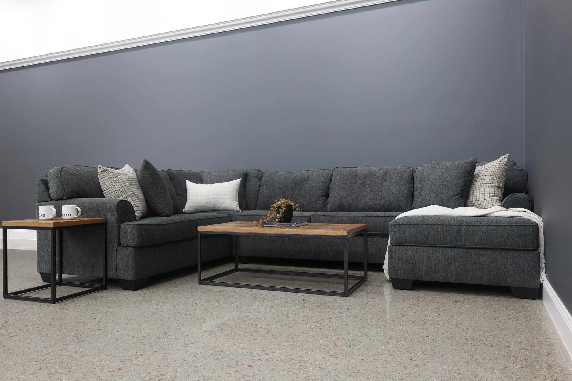 Norwood Corner Lounge w/ RHF Chaise - Dark Grey
