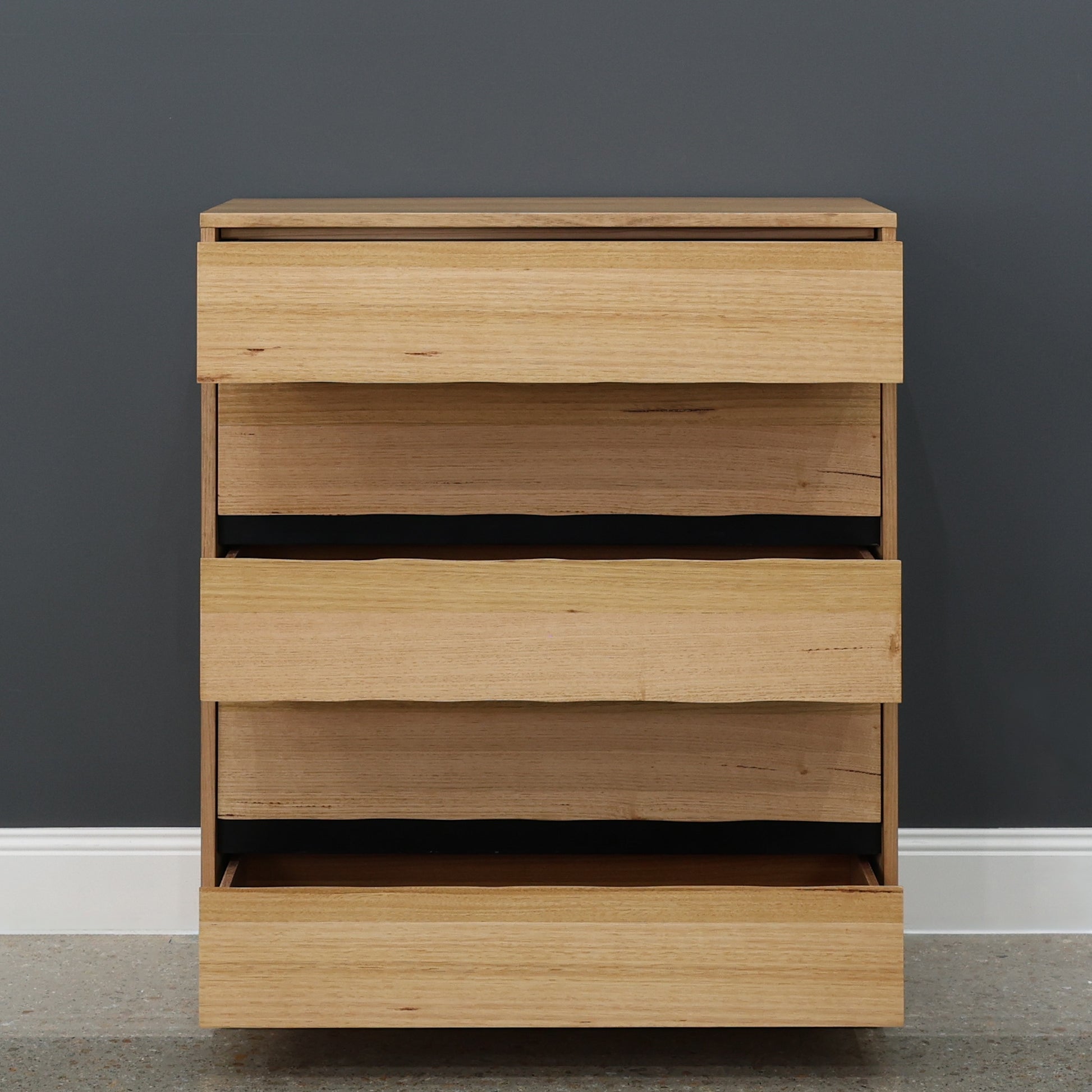 Luna Tallboy