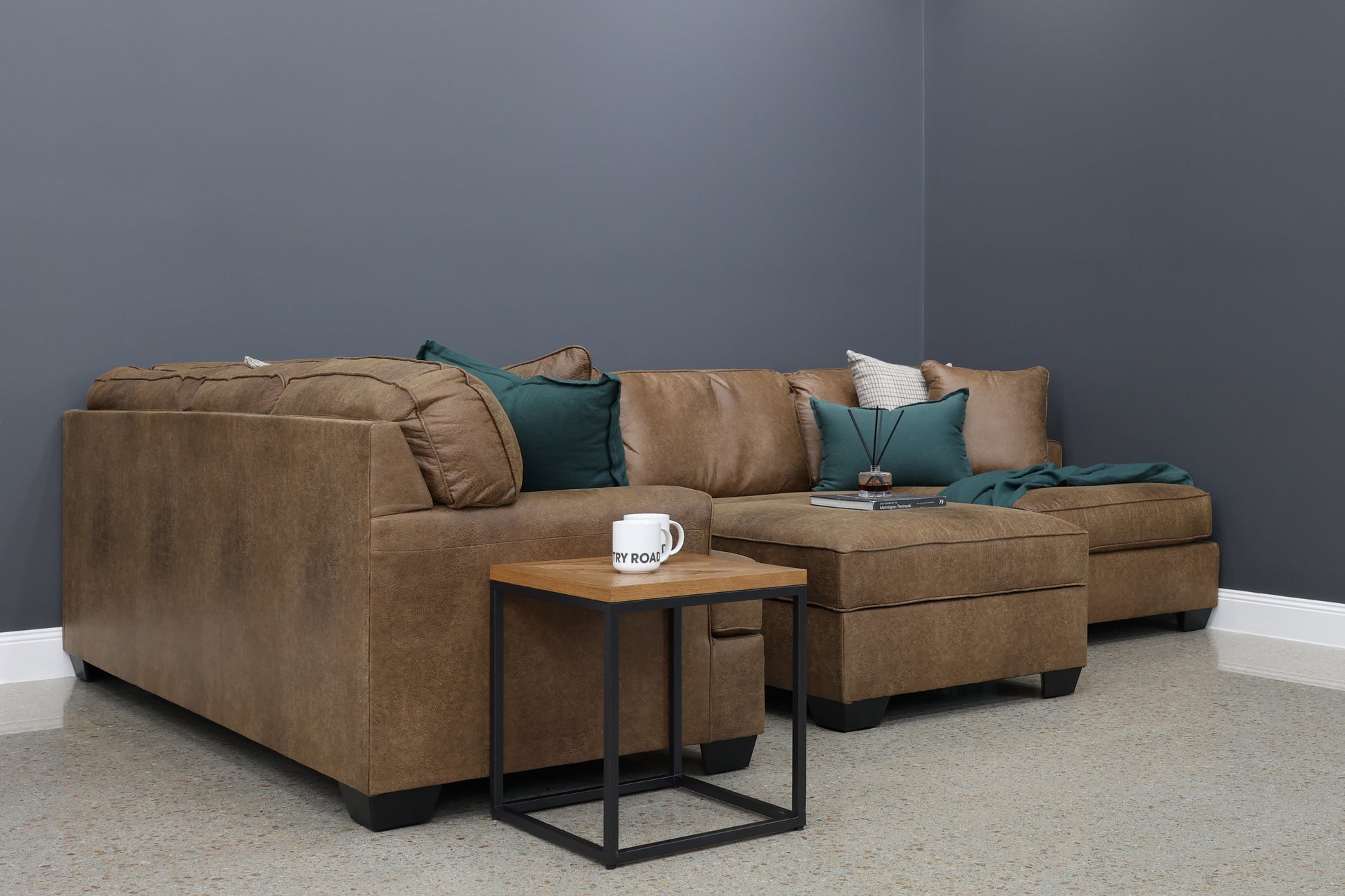 Norwood Corner Lounge w/ RHF Chaise - Tan Leather Air