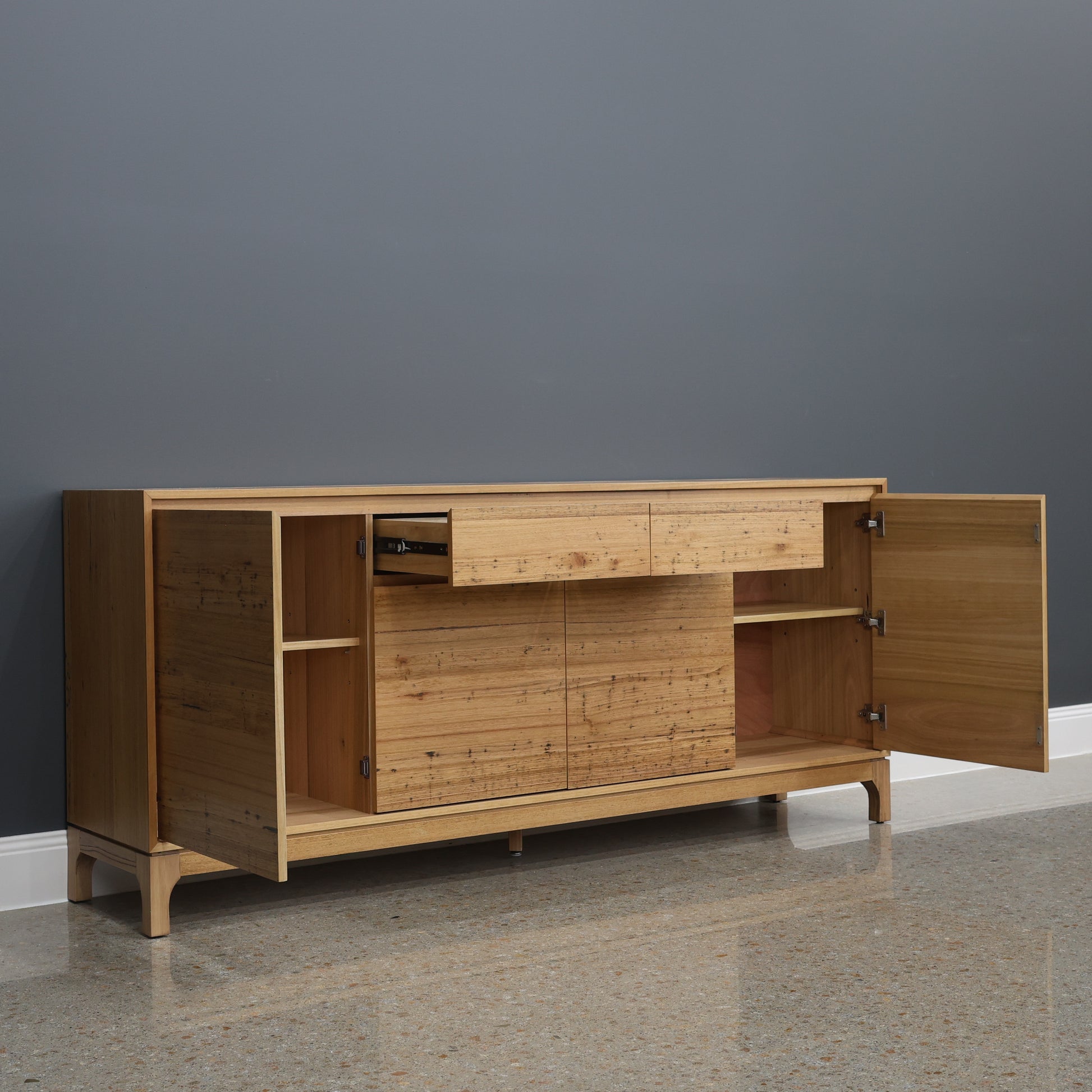 Broadbeach Buffet 200cm L
