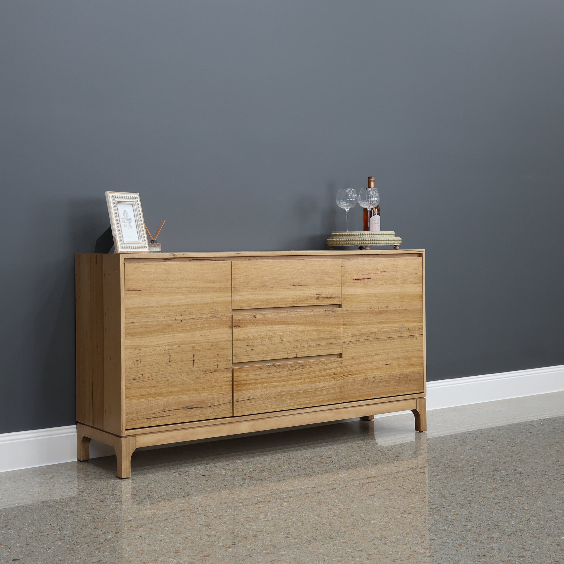Broadbeach Buffet 160cm L