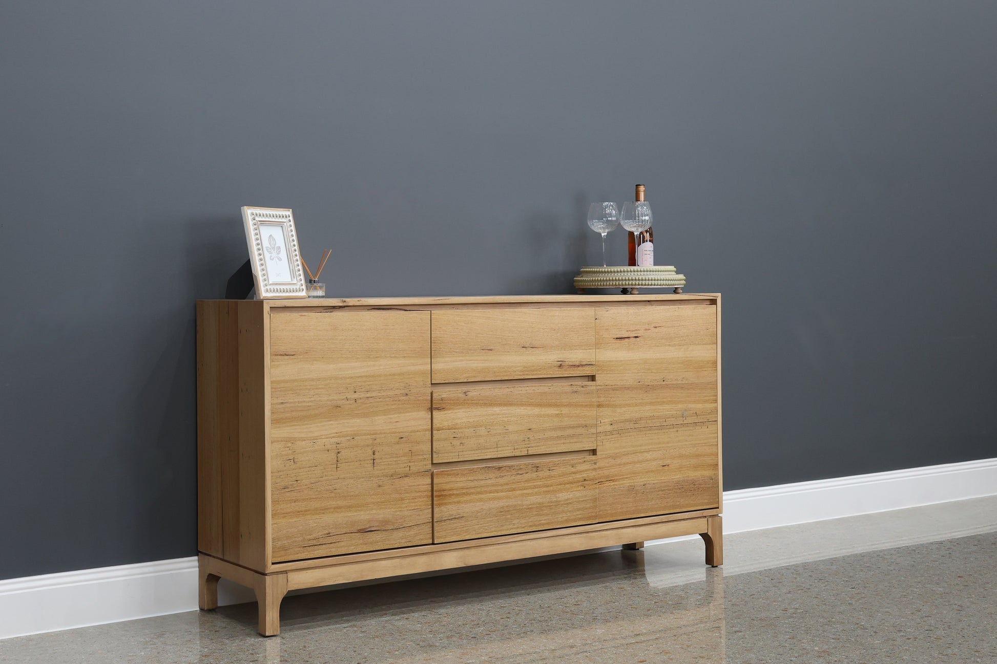 Broadbeach Buffet 160cm L