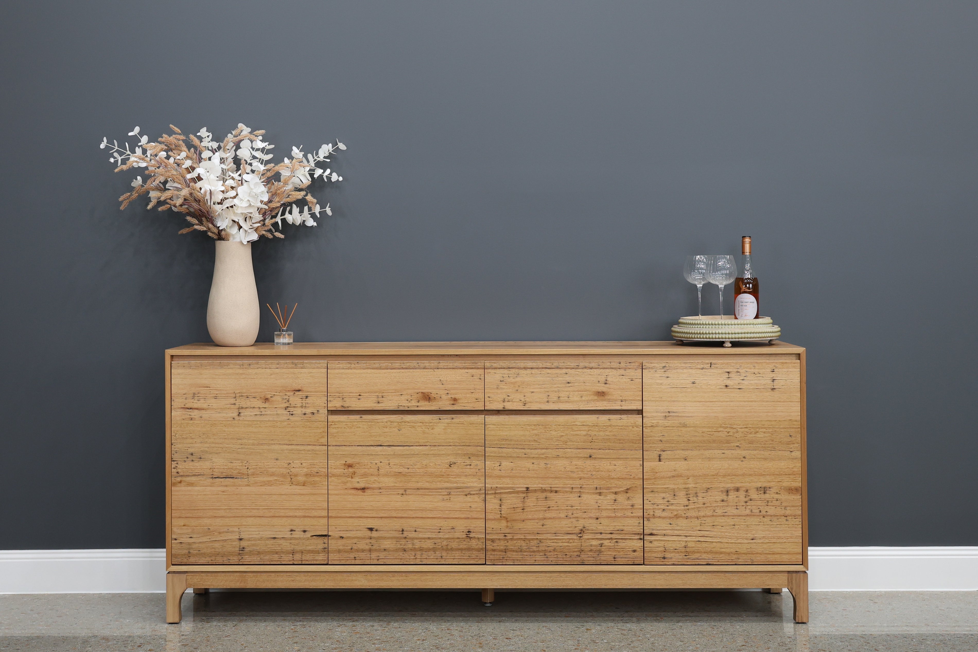 Broadbeach Buffet 200cm L