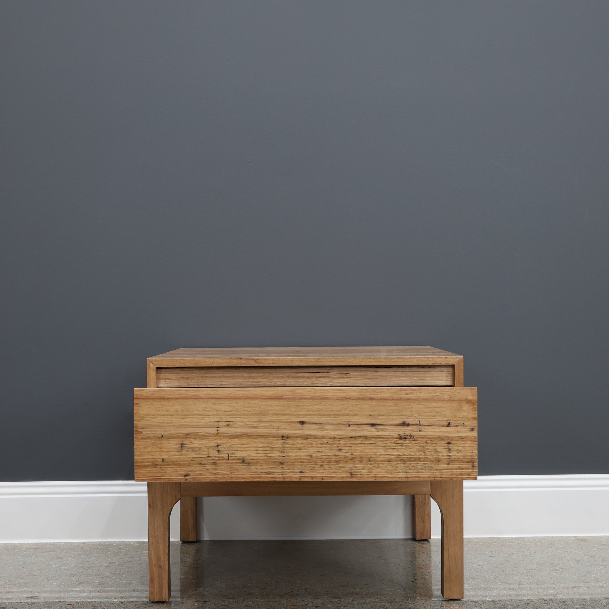 Broadbeach Lamp Table