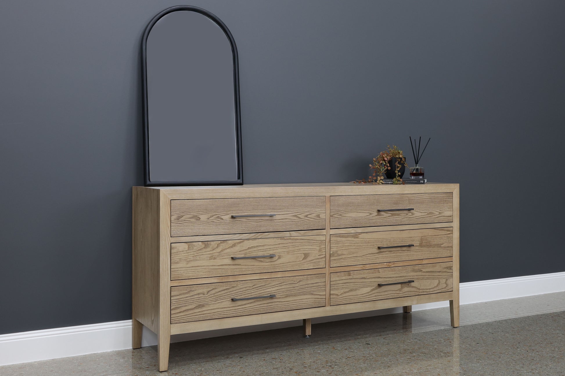 Elizabeth Dresser w/ Jewellery Compartment - Natural