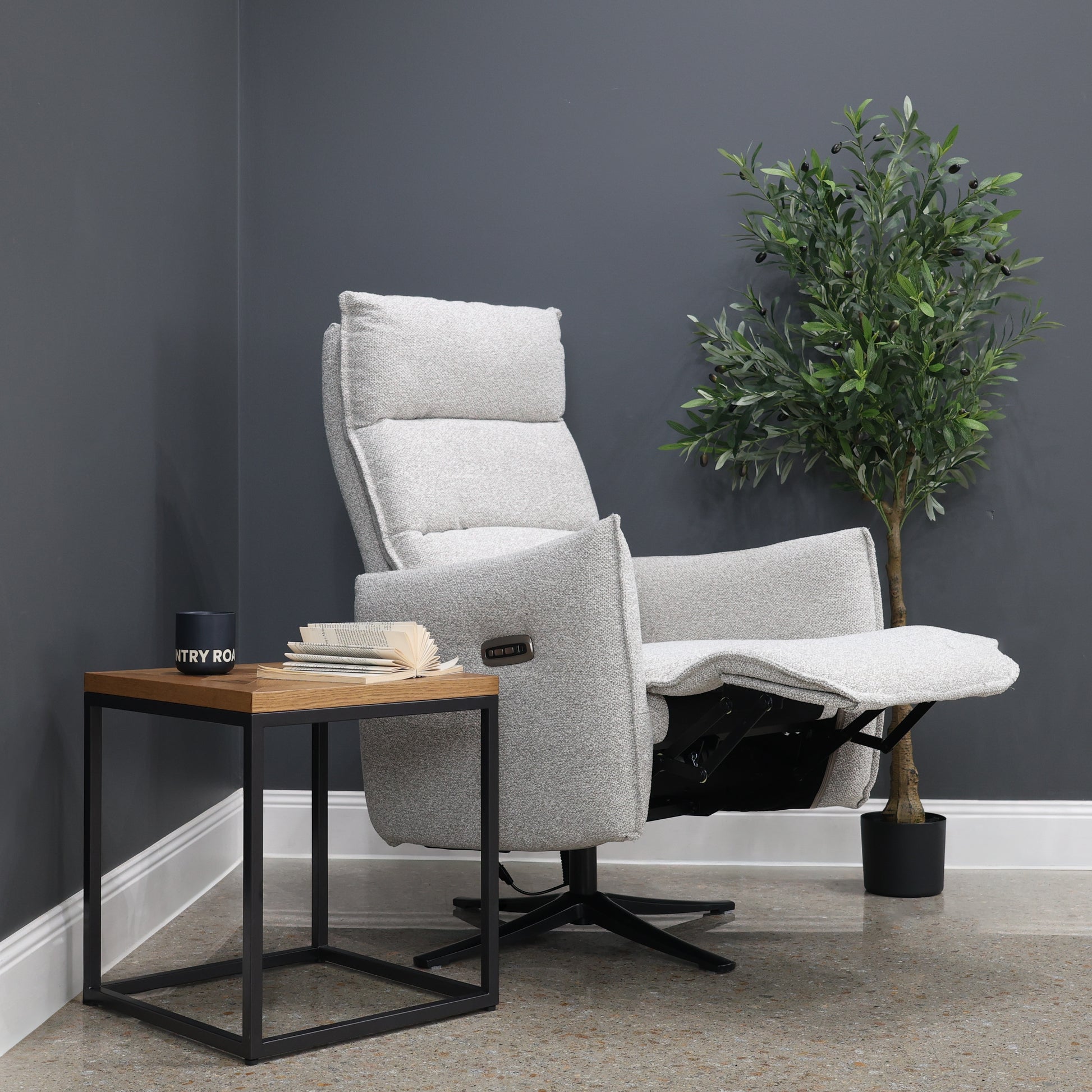 Kiama Power Leisure Chair - Natural