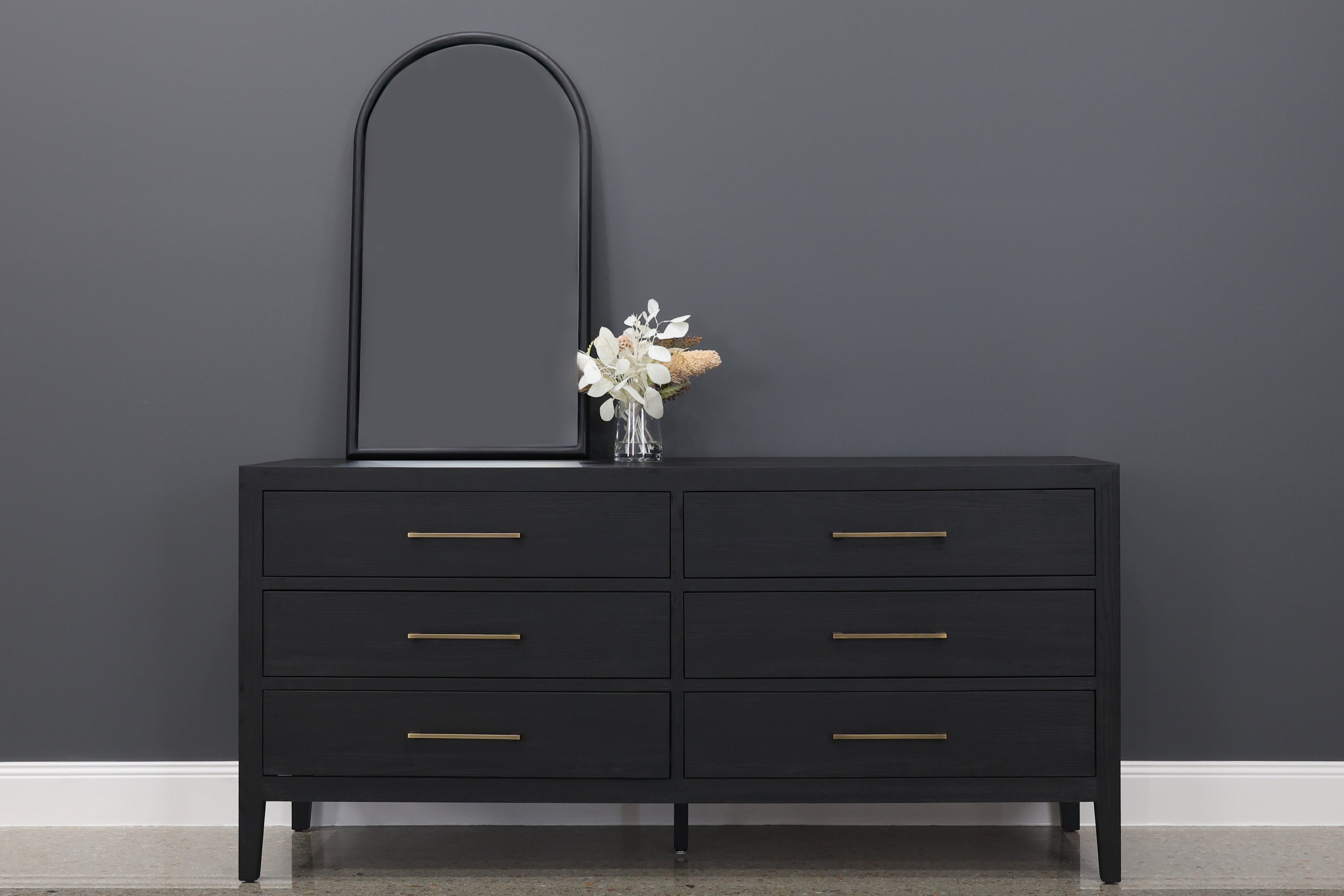 Elizabeth Dresser w/ Jewellery Compartment