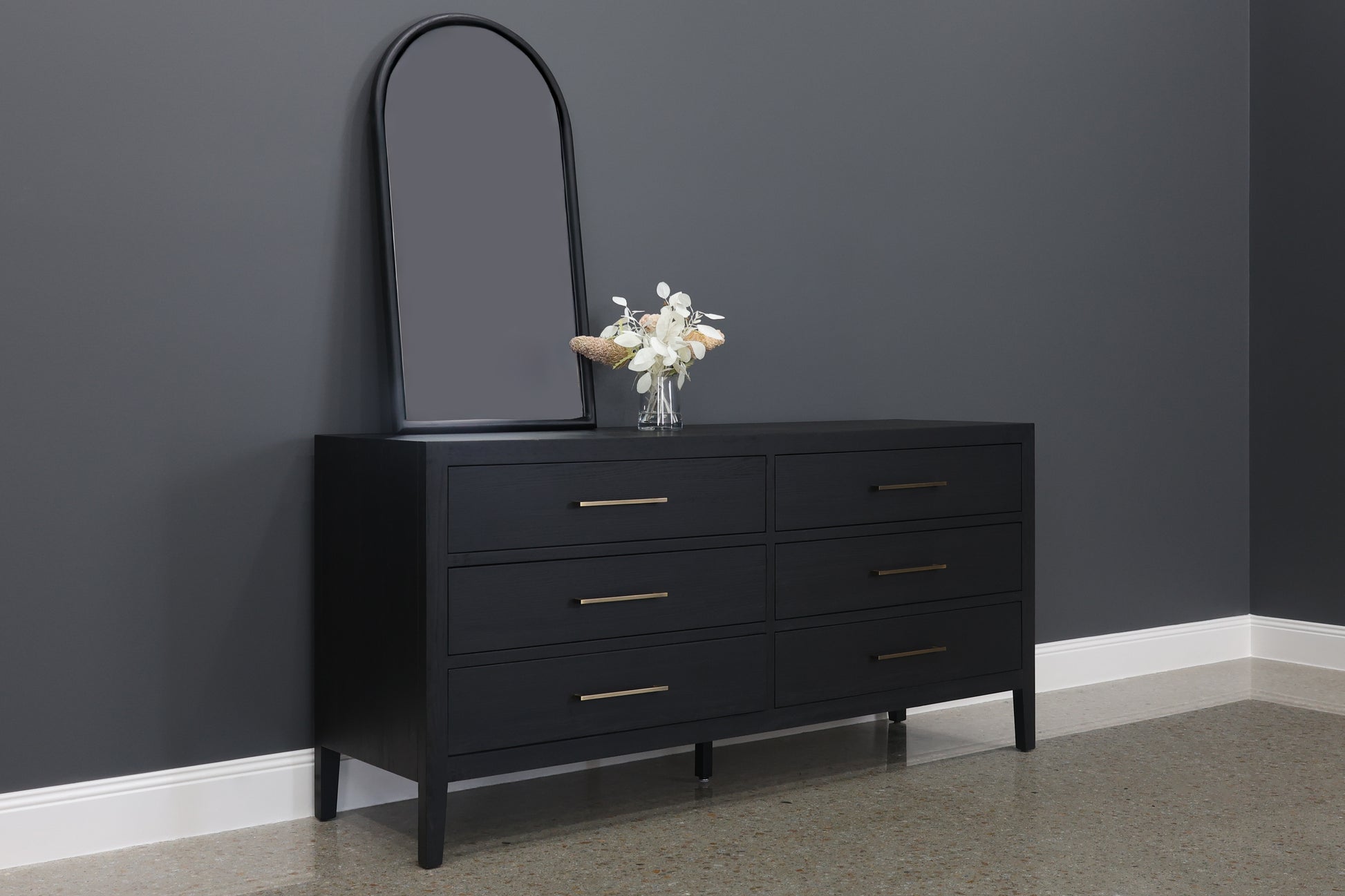 Elizabeth Dresser w/ Jewellery Compartment