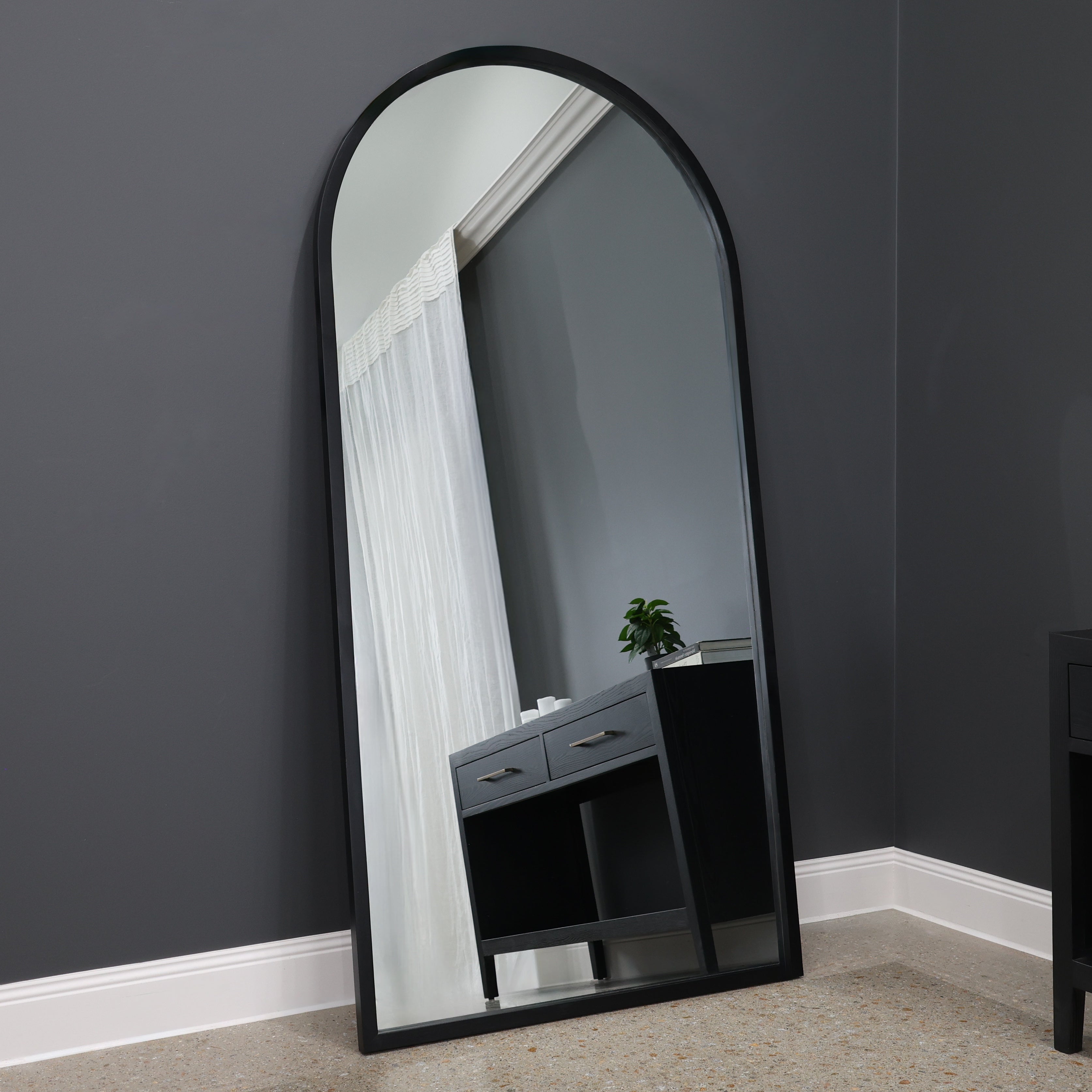 Sophia Arched Mirror - Large Matte Black