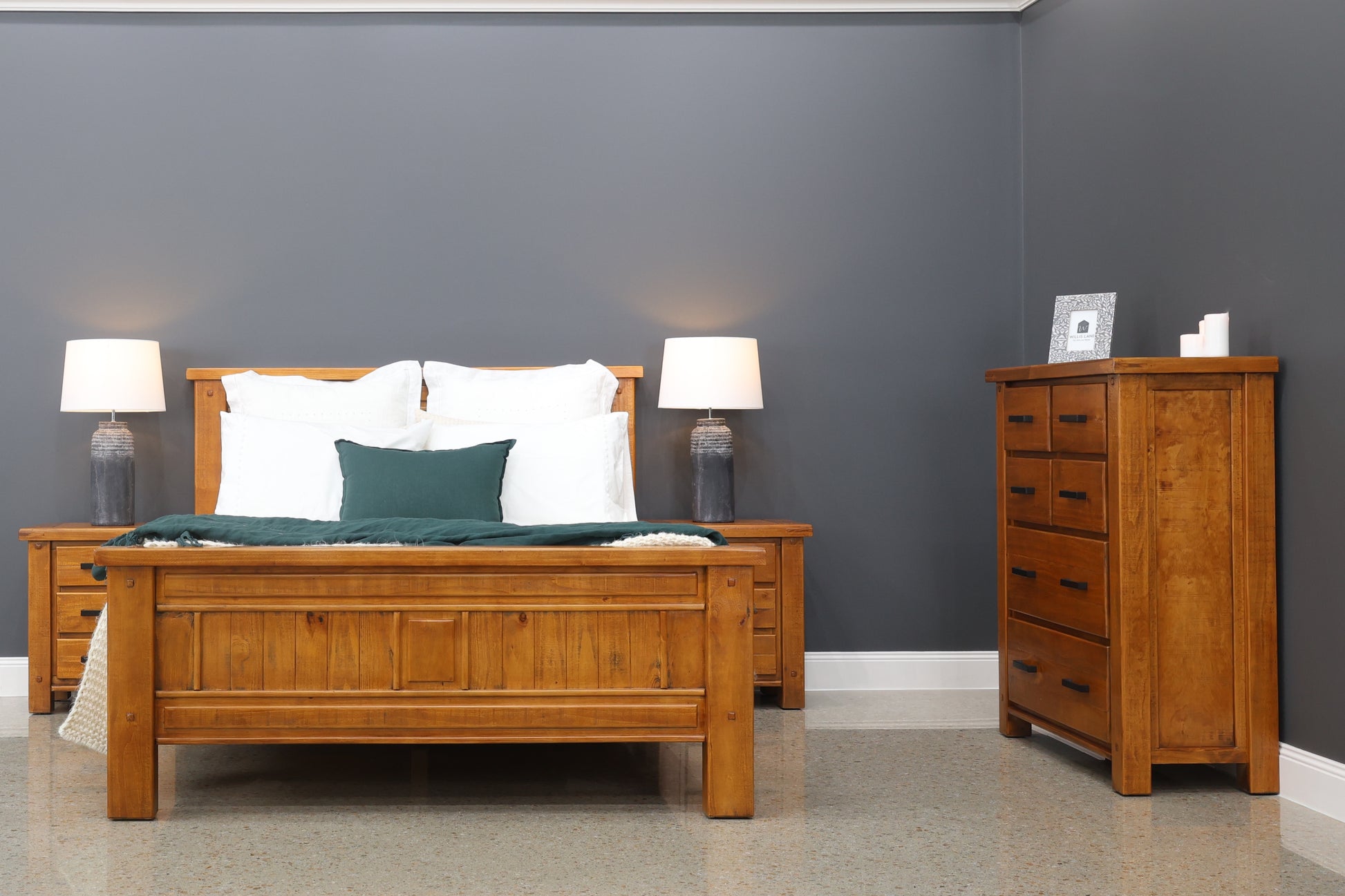 Griffith Tallboy 6 Drawer