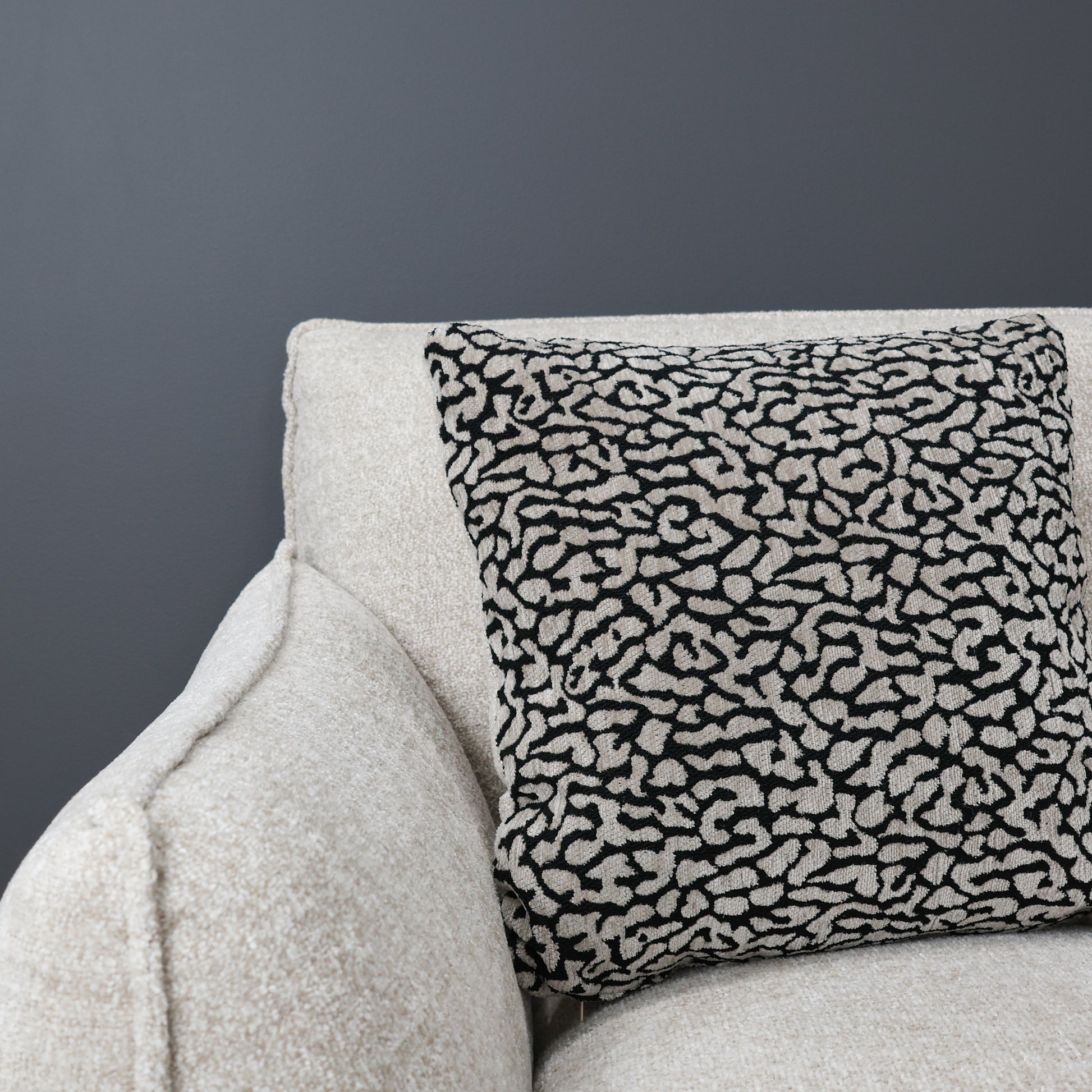 Clyde Loveseat - Natural
