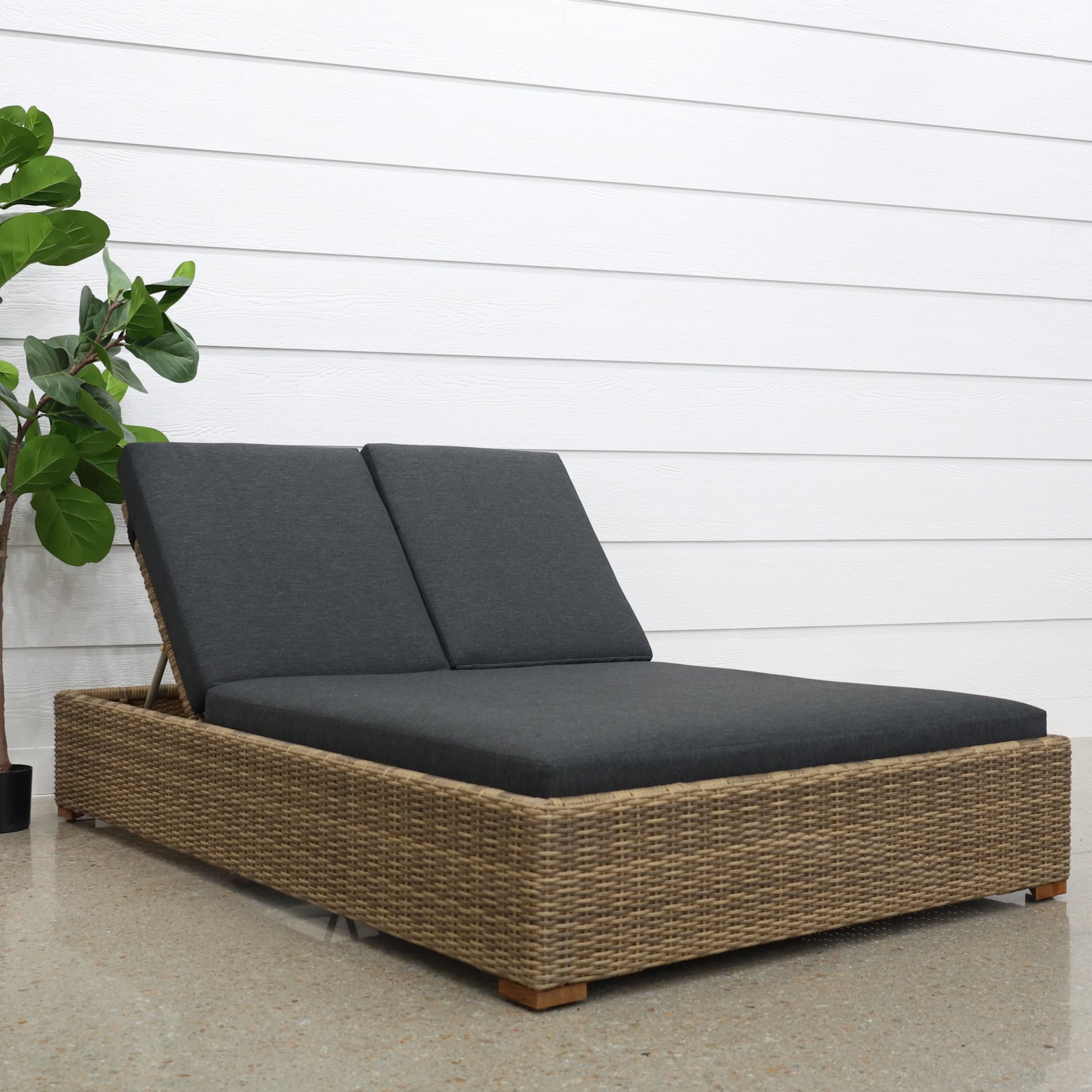 Portsea Sun Lounge Double - Brushed Wheat / Denim Grey Cushions