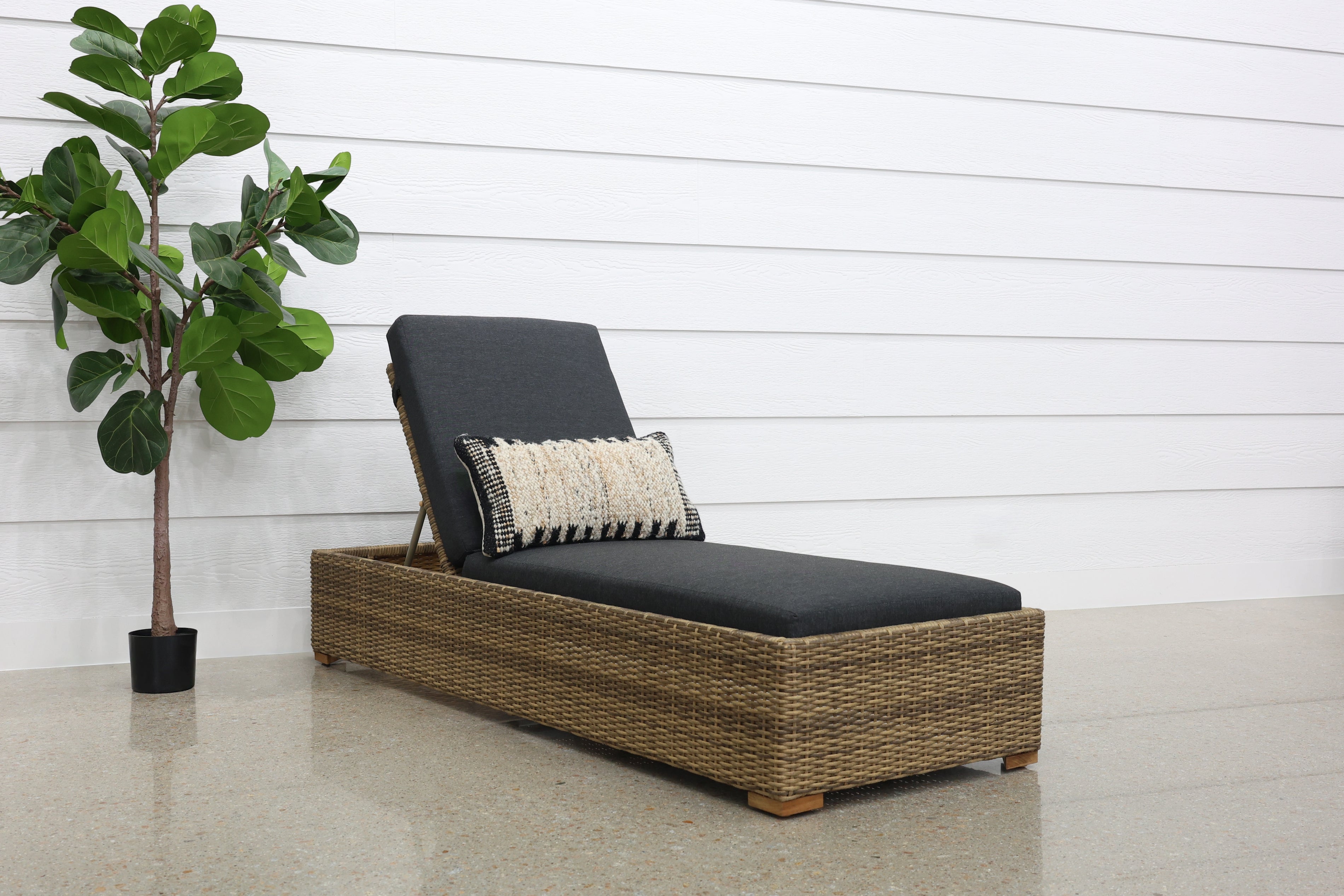 Portsea Single Sun Lounge - Brushed Wheat w/ Denim Grey Cushion