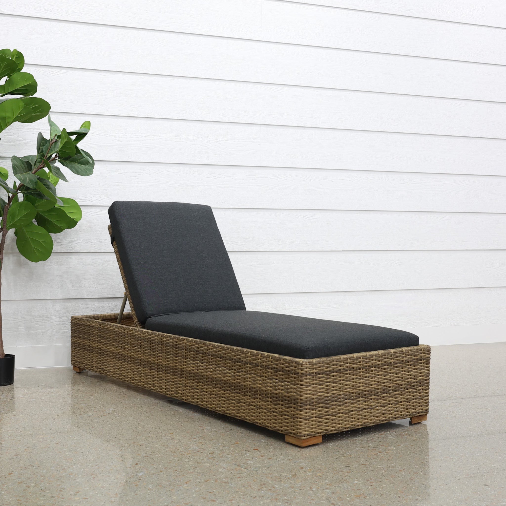 Portsea Single Sun Lounge - Brushed Wheat w/ Denim Grey Cushion