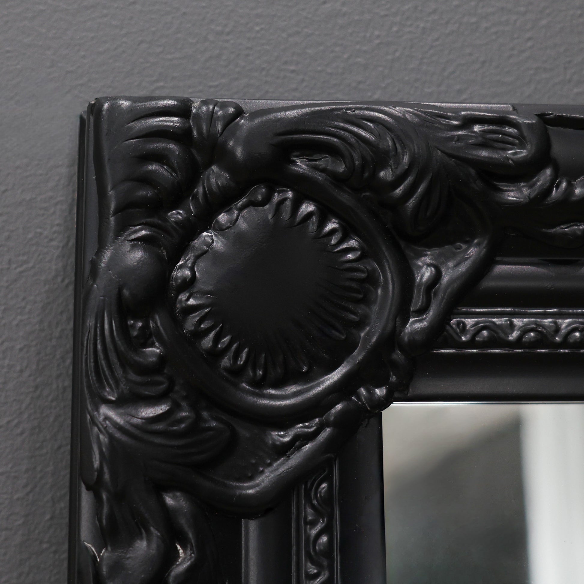 Antique Mirror - Black